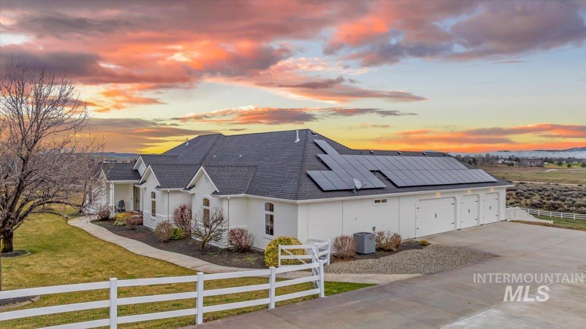 4244 N Cowboy Ln, Star, Idaho 83669, 4 Bedrooms, 3.5 Bathrooms, Residential For Sale, Price $1,850,000, 98925529