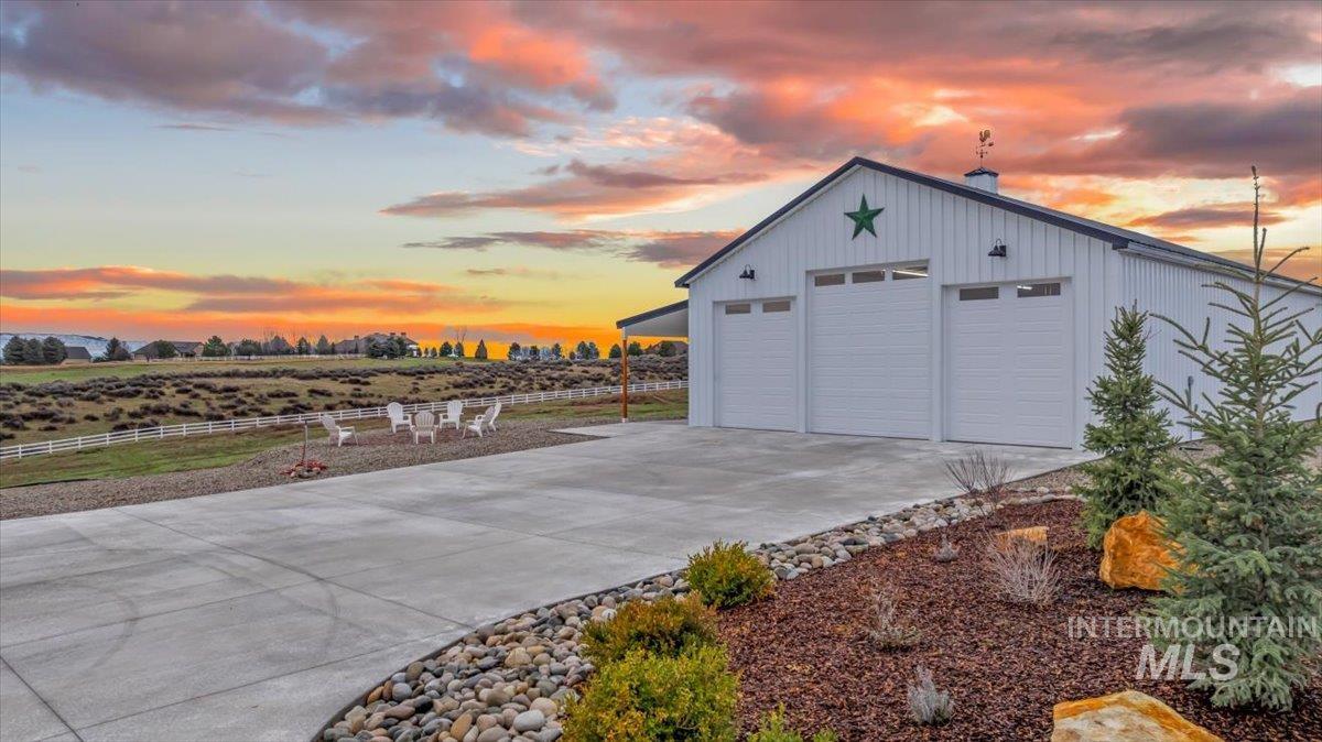 4244 N Cowboy Ln, Star, Idaho 83669, 4 Bedrooms, 3.5 Bathrooms, Residential For Sale, Price $1,850,000, 98925529