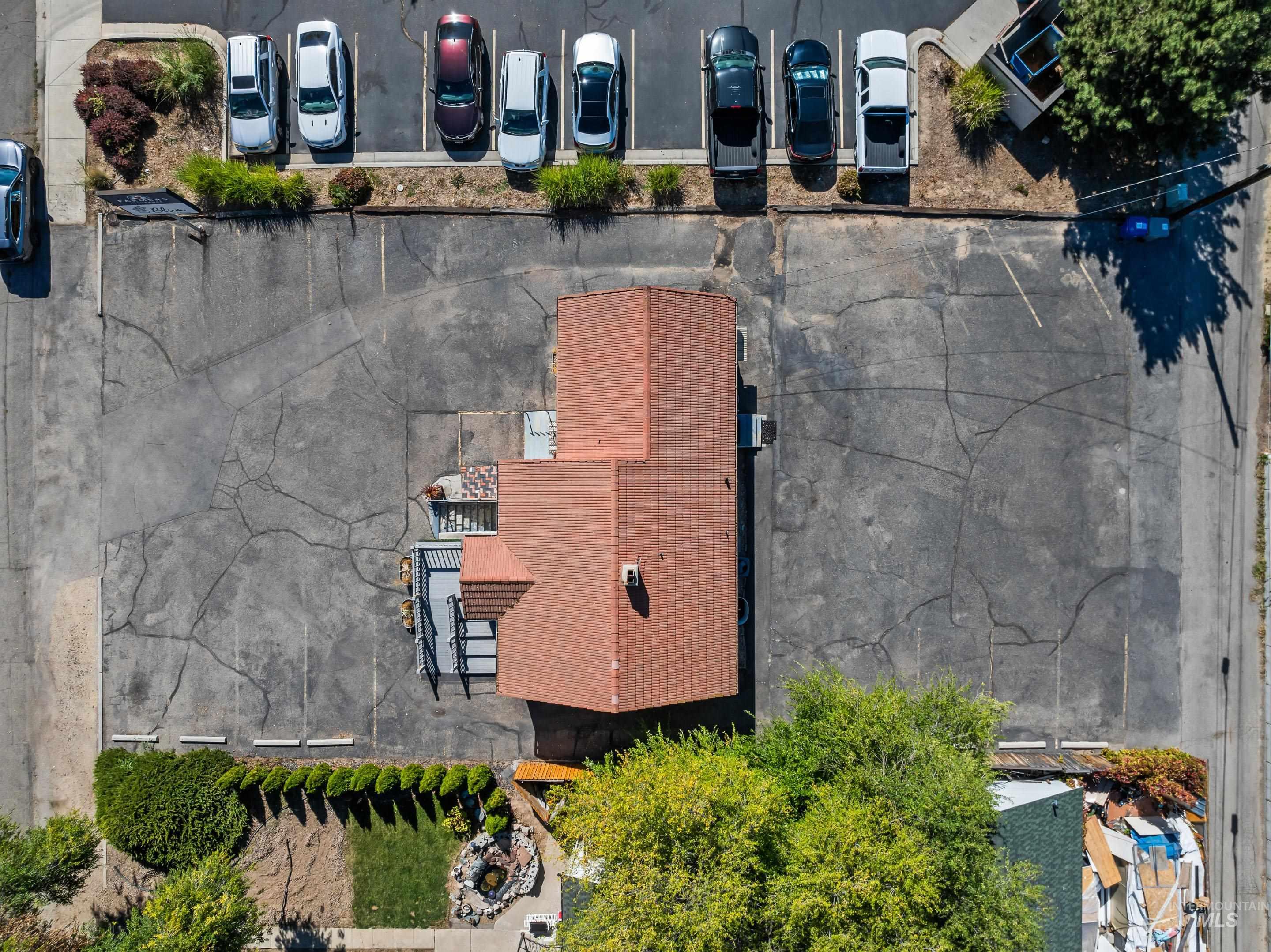 1701 N Beach St., Boise, Idaho 83706, 1 Bedroom, Business/Commercial For Sale, Price $699,999, 98925530