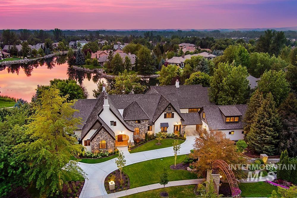 834 W Two Rivers Ln, Eagle, Idaho 83616, 5 Bedrooms, 4.5 Bathrooms, Residential For Sale, Price $3,500,000, 98925533