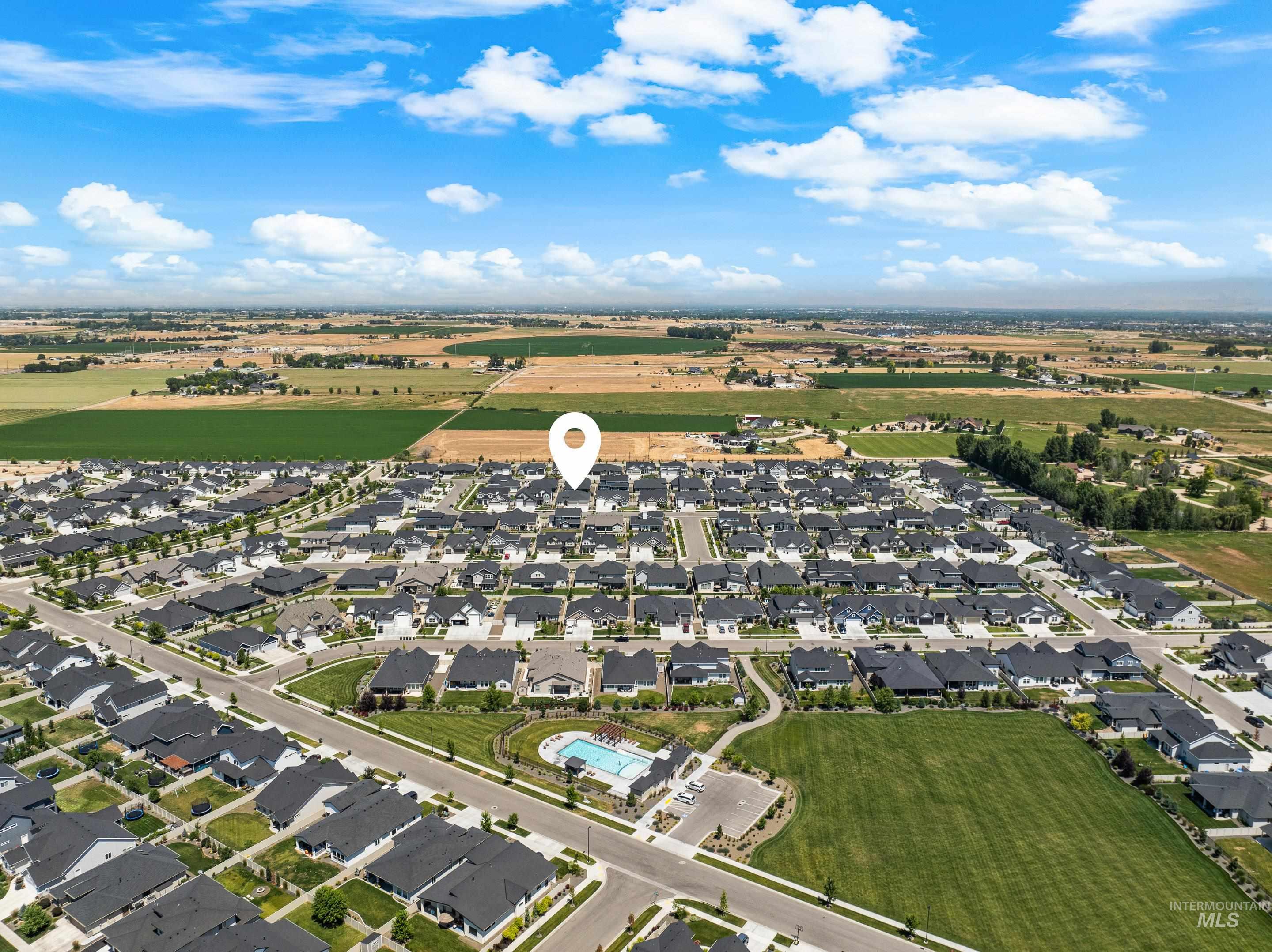 920 E Viedma St, Kuna, Idaho 83634, 4 Bedrooms, 2 Bathrooms, Residential For Sale, Price $675,000, 98925535