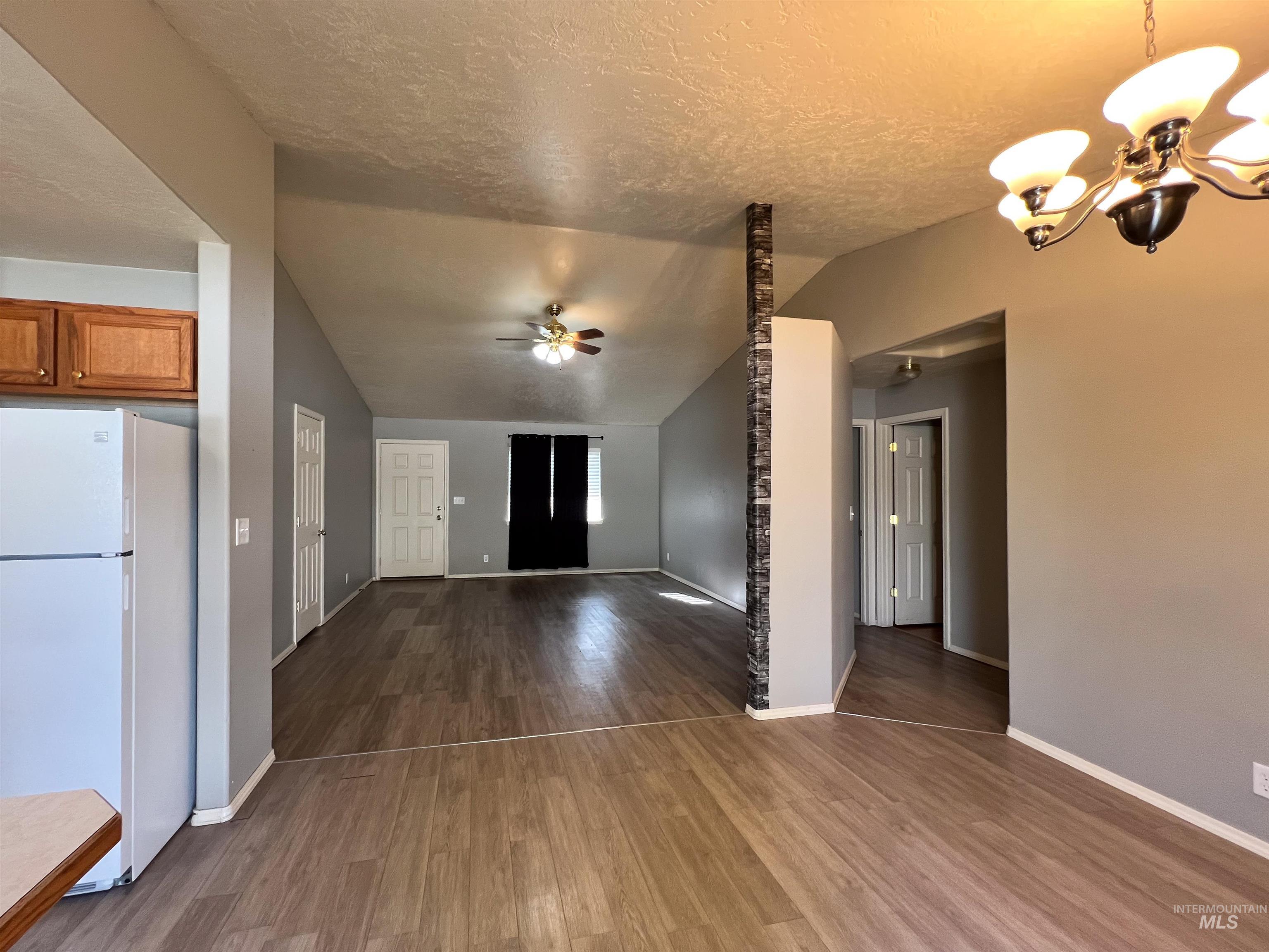 1529 Atlantic, Twin Falls, Idaho 83301, 3 Bedrooms, 2 Bathrooms, Residential For Sale, Price $319,900, 98925537