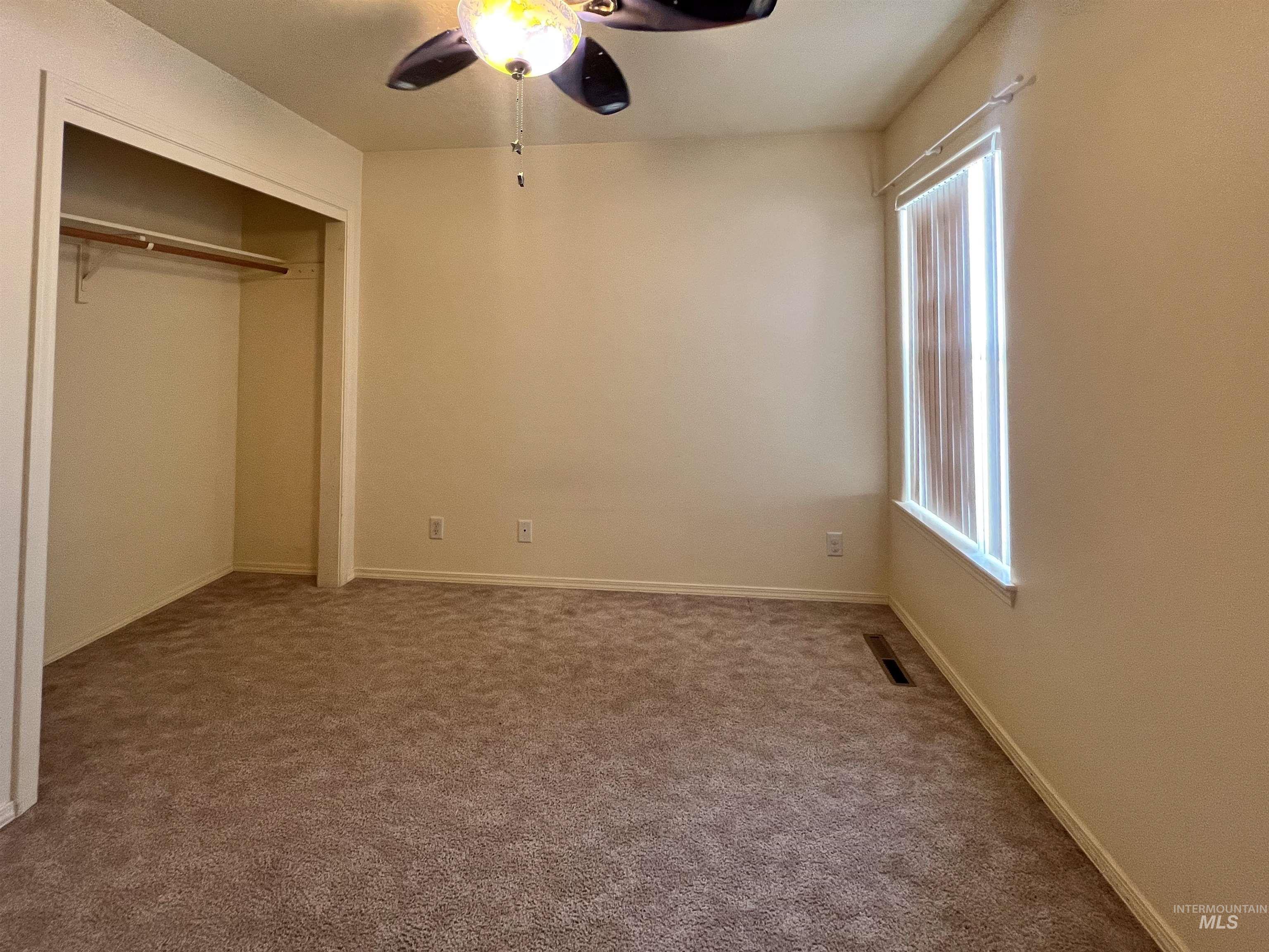 1529 Atlantic, Twin Falls, Idaho 83301, 3 Bedrooms, 2 Bathrooms, Residential For Sale, Price $319,900, 98925537