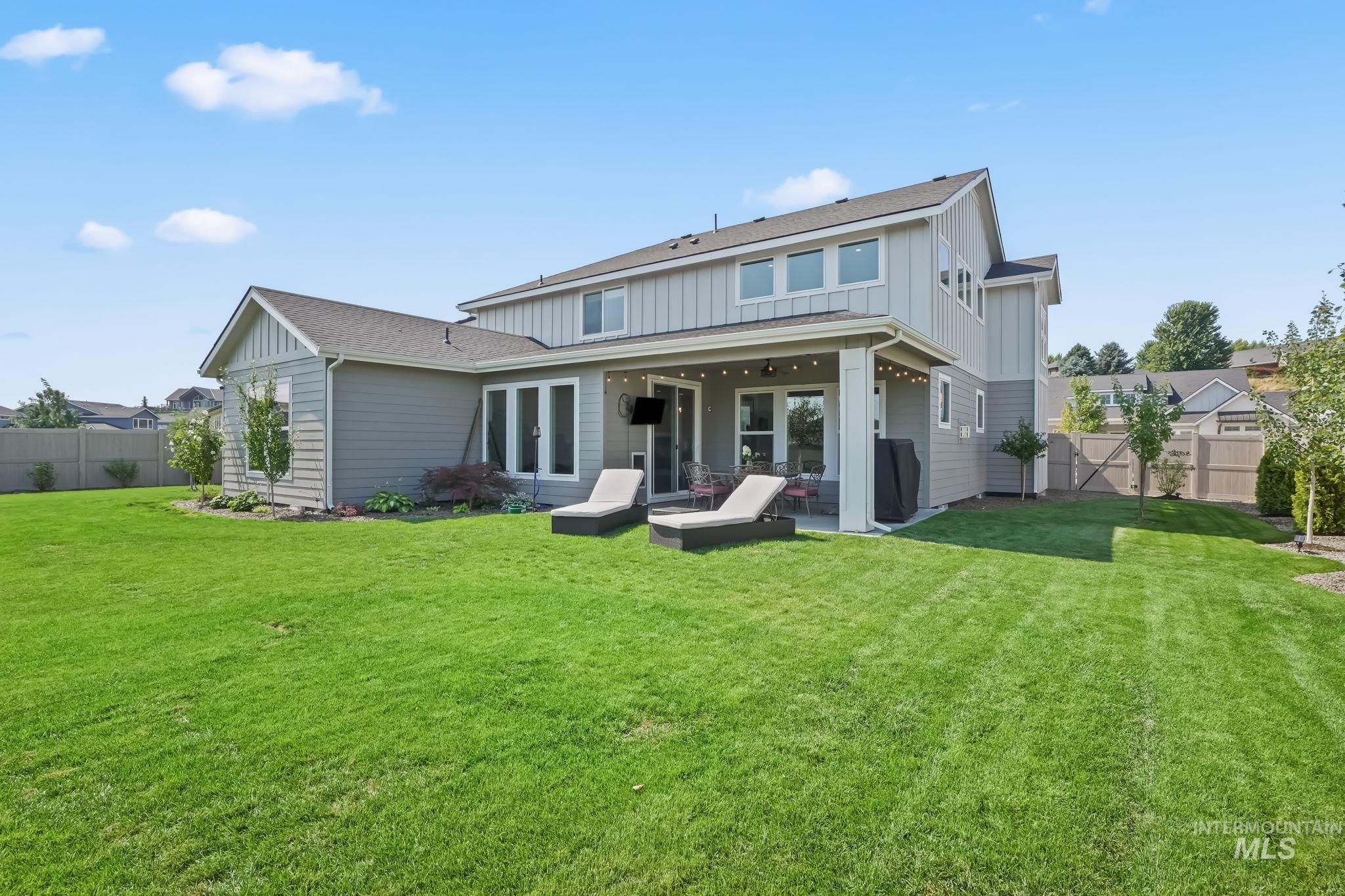 2576 E Lodge Trail Dr, Meridian, Idaho 83642, 5 Bedrooms, 4 Bathrooms, Residential For Sale, Price $1,025,000, 98925540