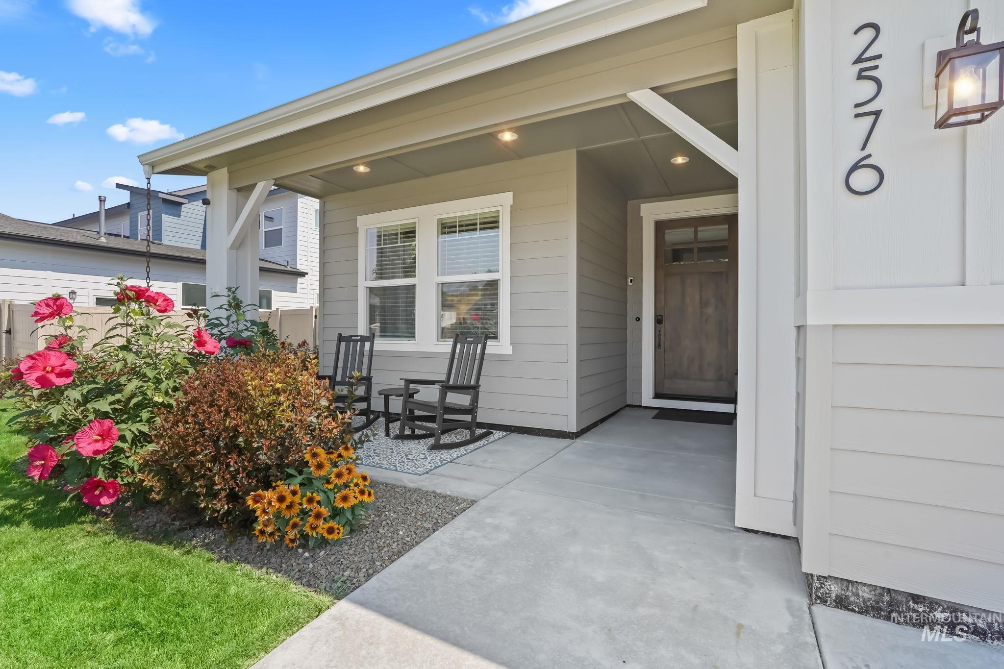 2576 E Lodge Trail Dr, Meridian, Idaho 83642, 5 Bedrooms, 4 Bathrooms, Residential For Sale, Price $1,025,000, 98925540