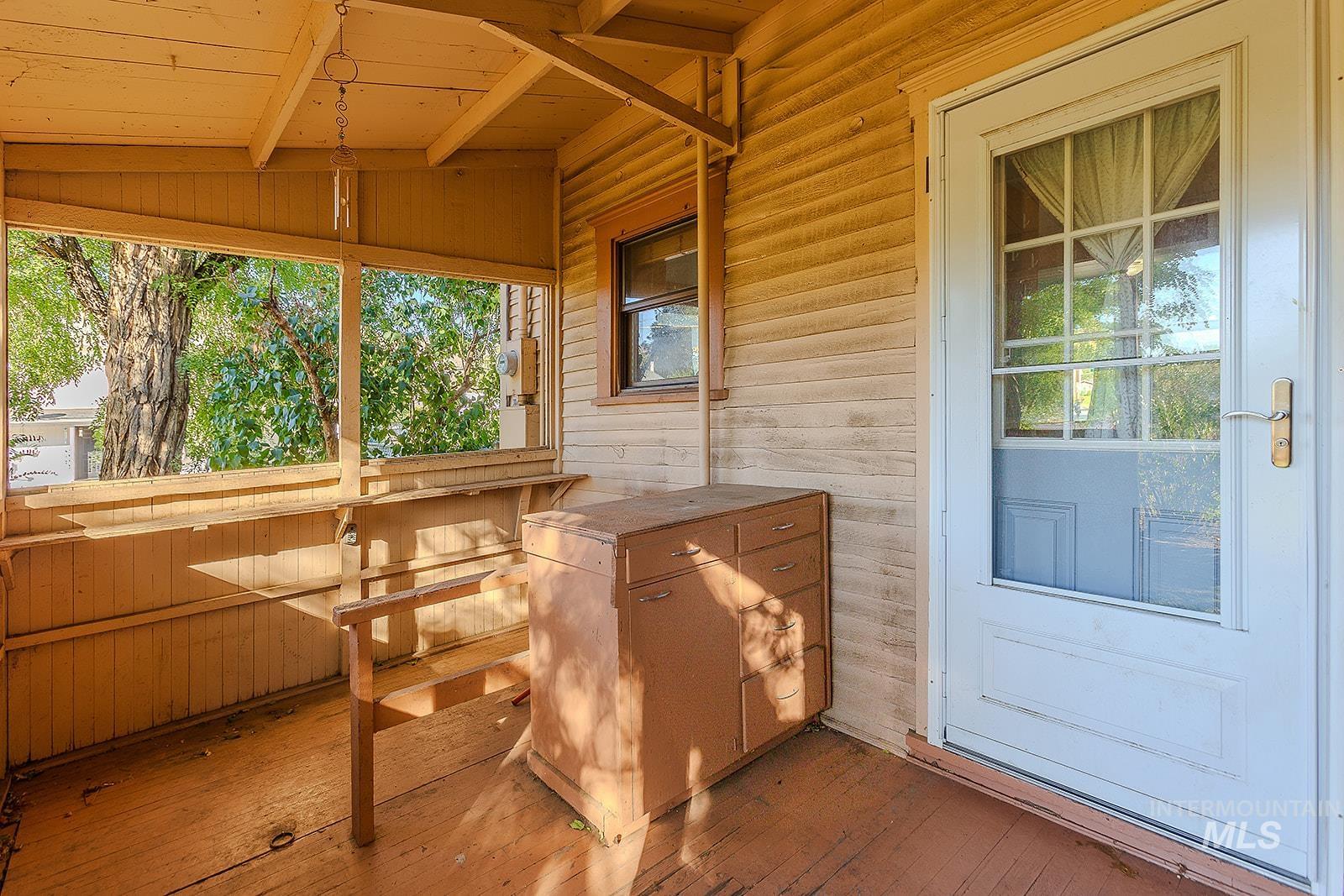 600 10th Street, Clarkston, Washington 99403, 3 Bedrooms, 2 Bathrooms, Residential For Sale, Price $250,000, 98925541