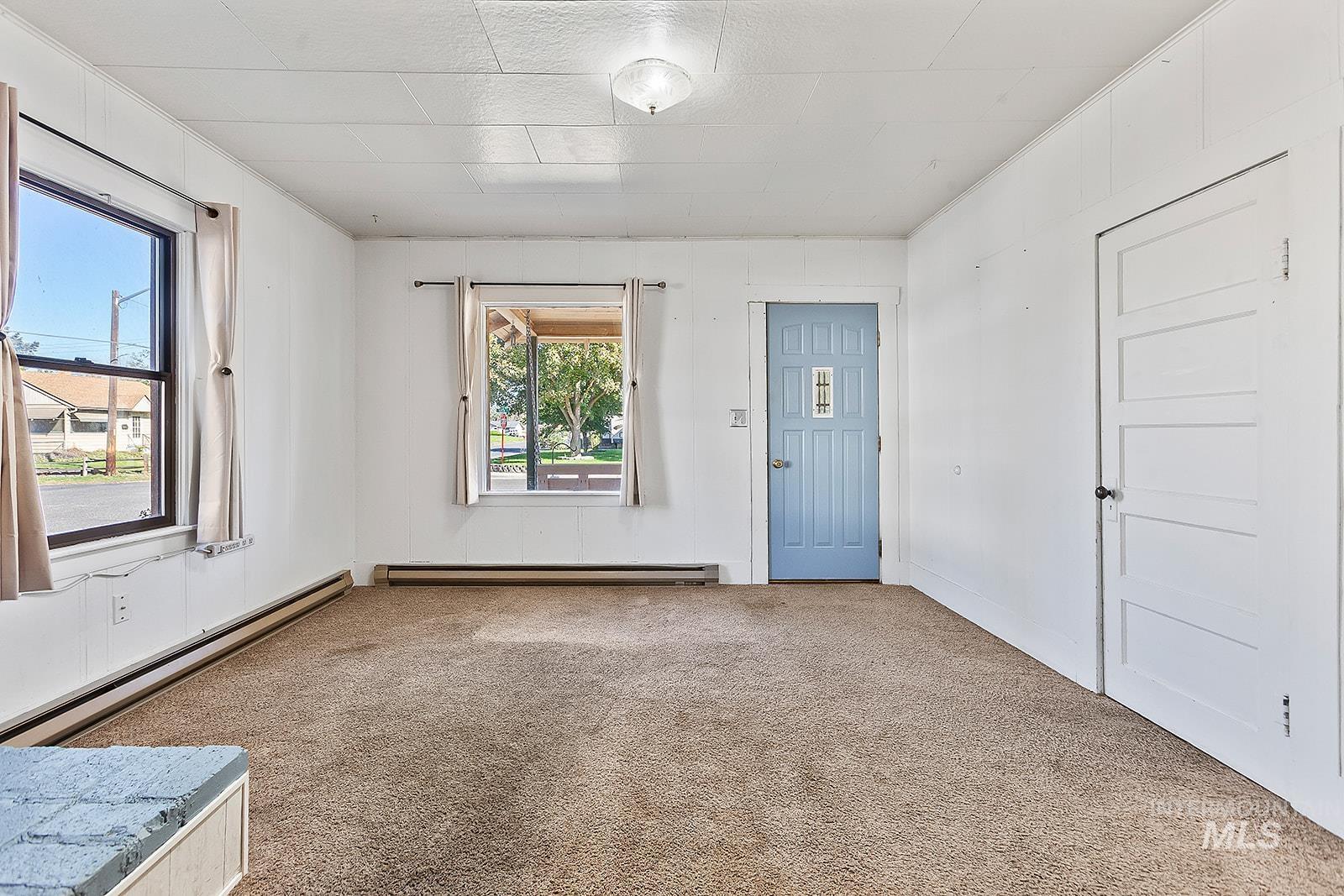 600 10th Street, Clarkston, Washington 99403, 3 Bedrooms, 2 Bathrooms, Residential For Sale, Price $250,000, 98925541