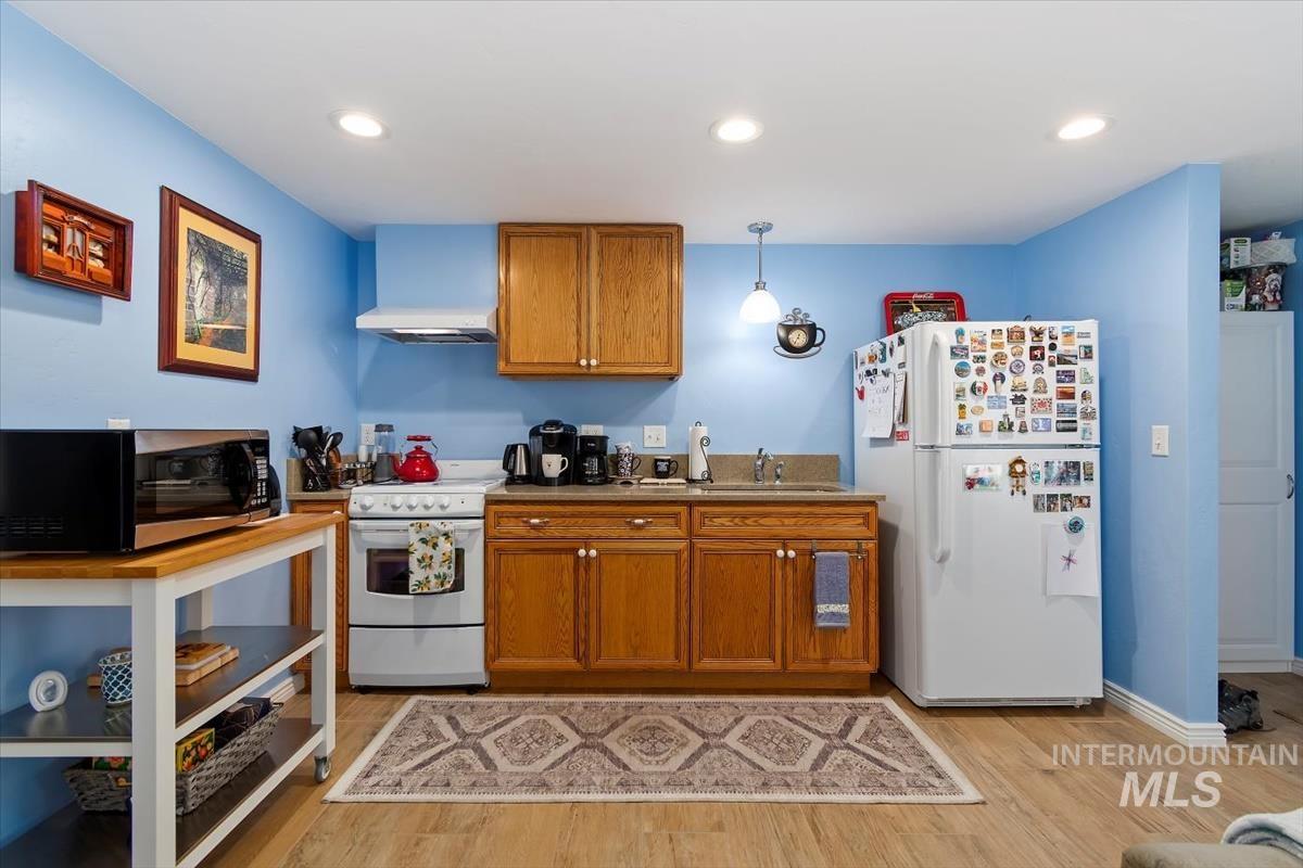610 E 1st Street, Emmett, Idaho 83617-3102, 3 Bedrooms, 2 Bathrooms, Residential For Sale, Price $524,900, 98925543