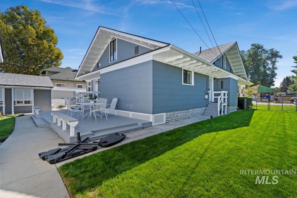 610 E 1st Street, Emmett, Idaho 83617-3102, 3 Bedrooms, 2 Bathrooms, Residential For Sale, Price $524,900, 98925543