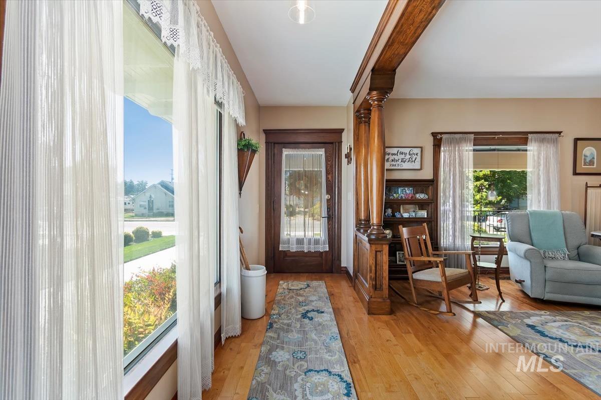 610 E 1st Street, Emmett, Idaho 83617-3102, 3 Bedrooms, 2 Bathrooms, Residential For Sale, Price $524,900, 98925543