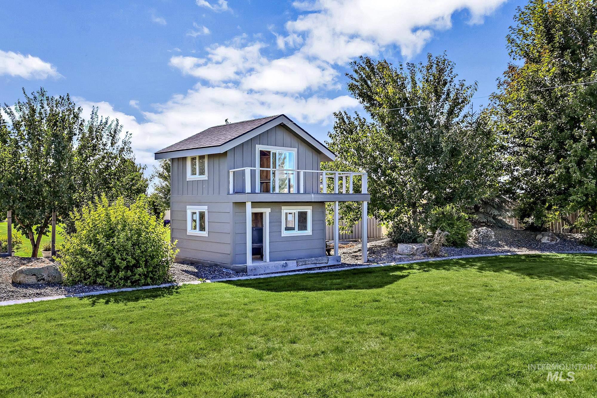 7127 S Pear Blossom Way, Meridian, Idaho 83642, 4 Bedrooms, 3.5 Bathrooms, Residential For Sale, Price $1,475,000, 98925544