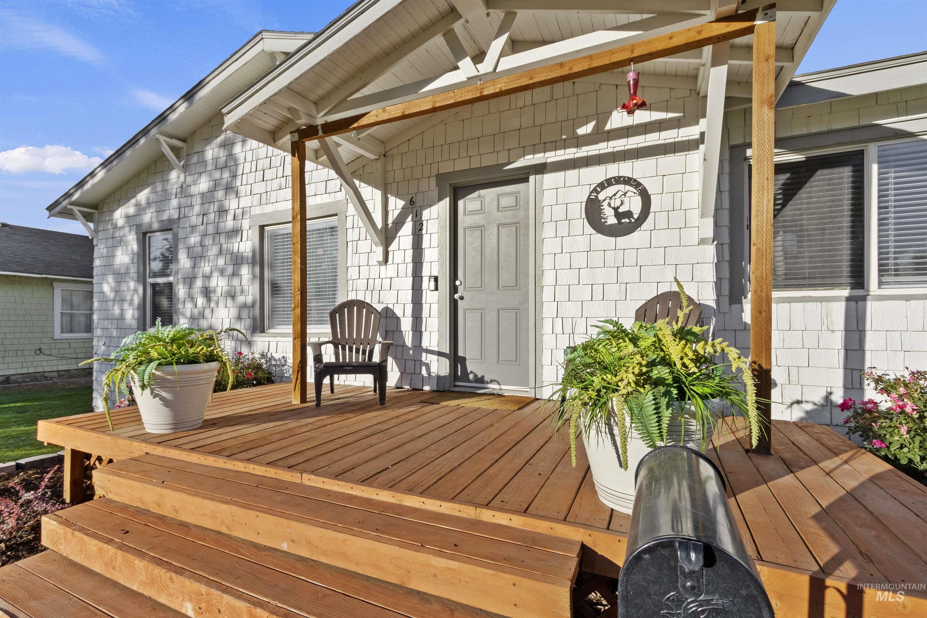 612 Broadway Ave N, Buhl, Idaho 83316, 2 Bedrooms, 1 Bathroom, Residential For Sale, Price $249,900, 98925554