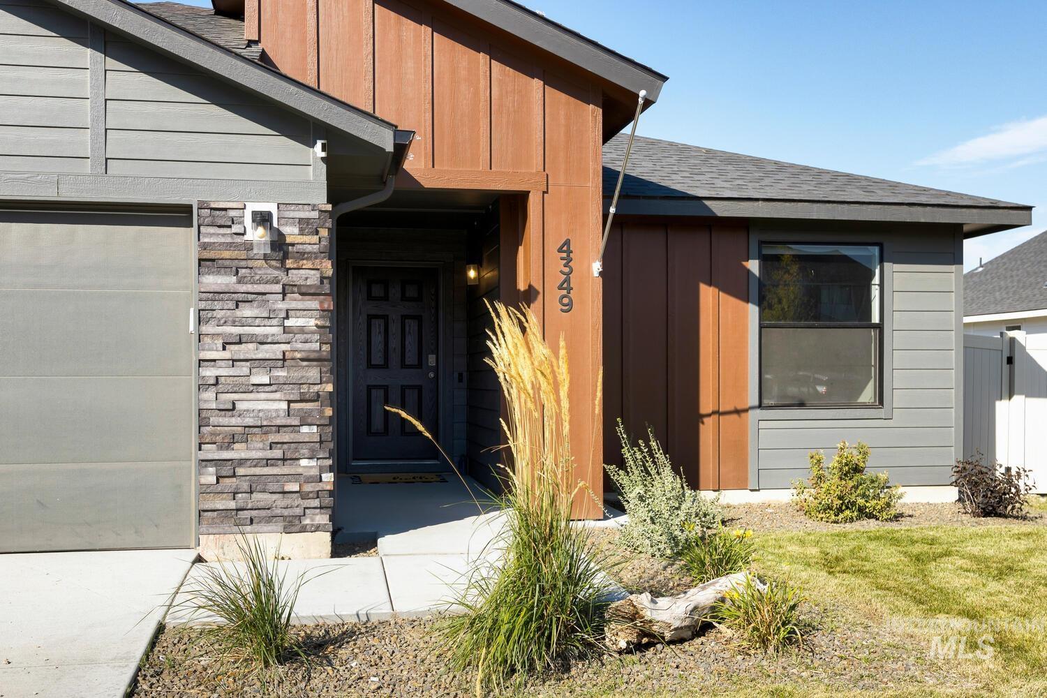 4349 S Giants Way, Nampa, Idaho 83686, 3 Bedrooms, 2 Bathrooms, Residential For Sale, Price $399,900, 98925559
