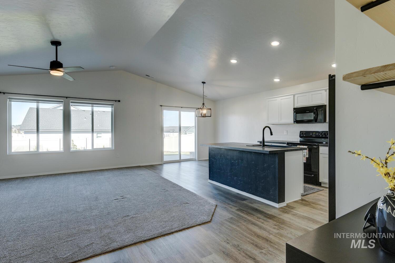 4349 S Giants Way, Nampa, Idaho 83686, 3 Bedrooms, 2 Bathrooms, Residential For Sale, Price $399,900, 98925559