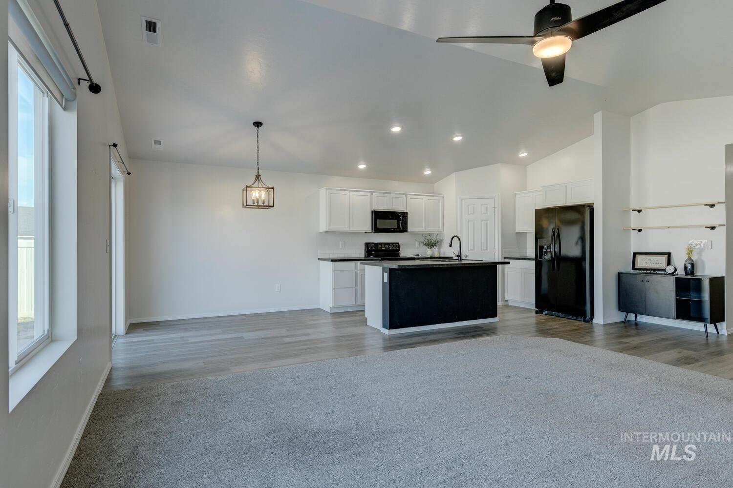 4349 S Giants Way, Nampa, Idaho 83686, 3 Bedrooms, 2 Bathrooms, Residential For Sale, Price $399,900, 98925559
