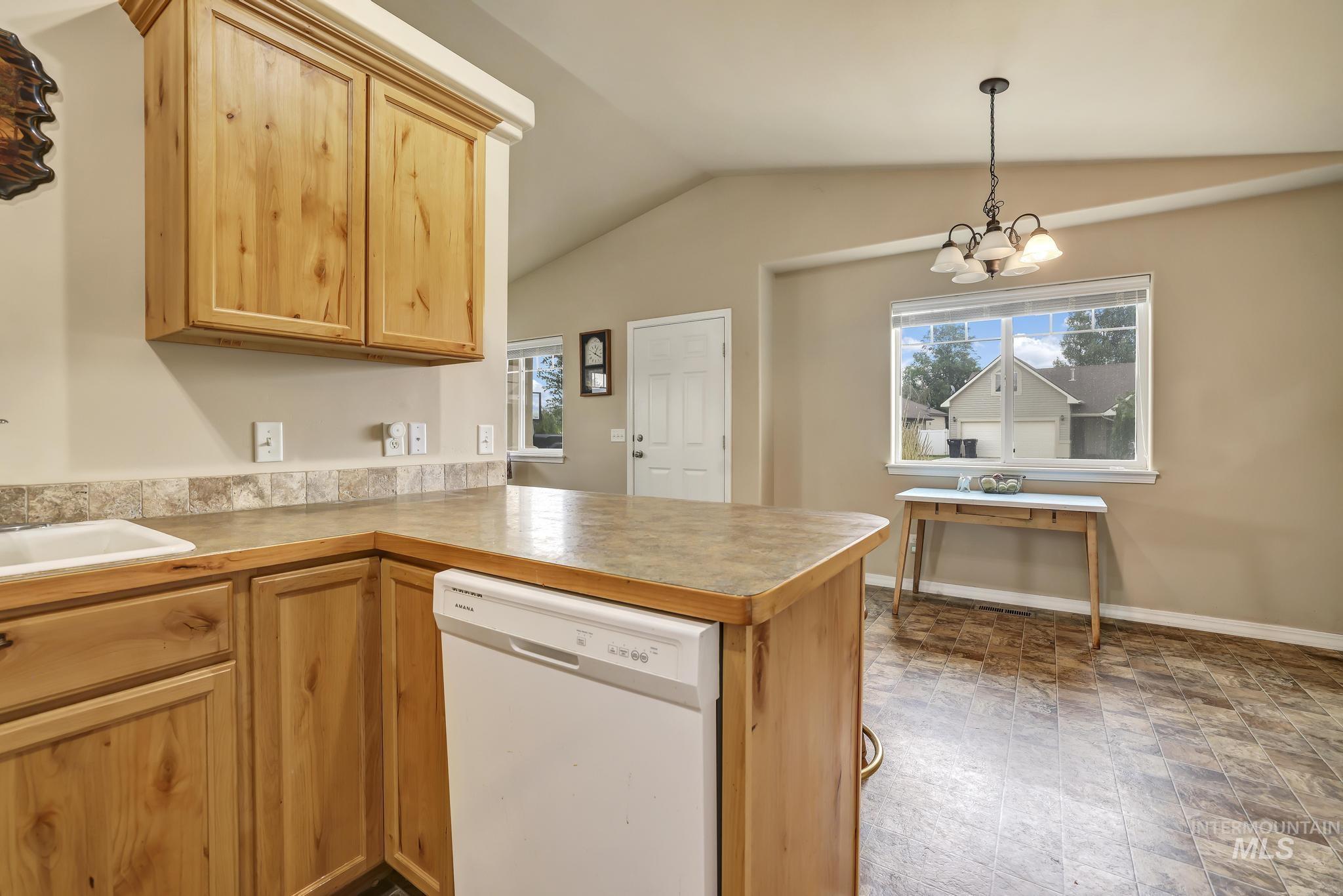 2640 Miller Avenue, Burley, Idaho 83318, 3 Bedrooms, 2 Bathrooms, Residential For Sale, Price $315,000, 98925560
