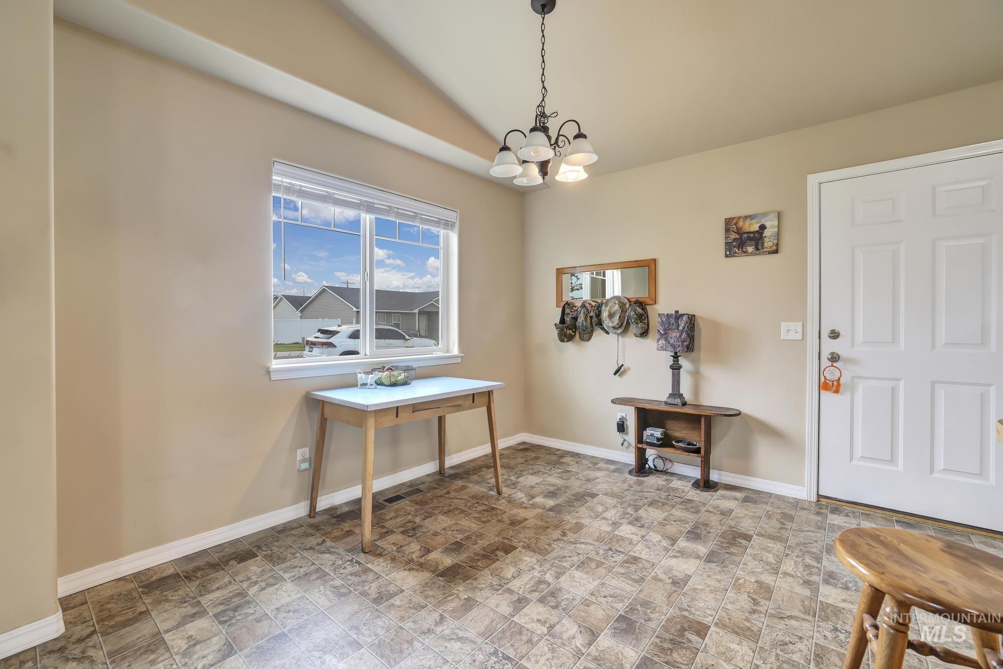 2640 Miller Avenue, Burley, Idaho 83318, 3 Bedrooms, 2 Bathrooms, Residential For Sale, Price $315,000, 98925560