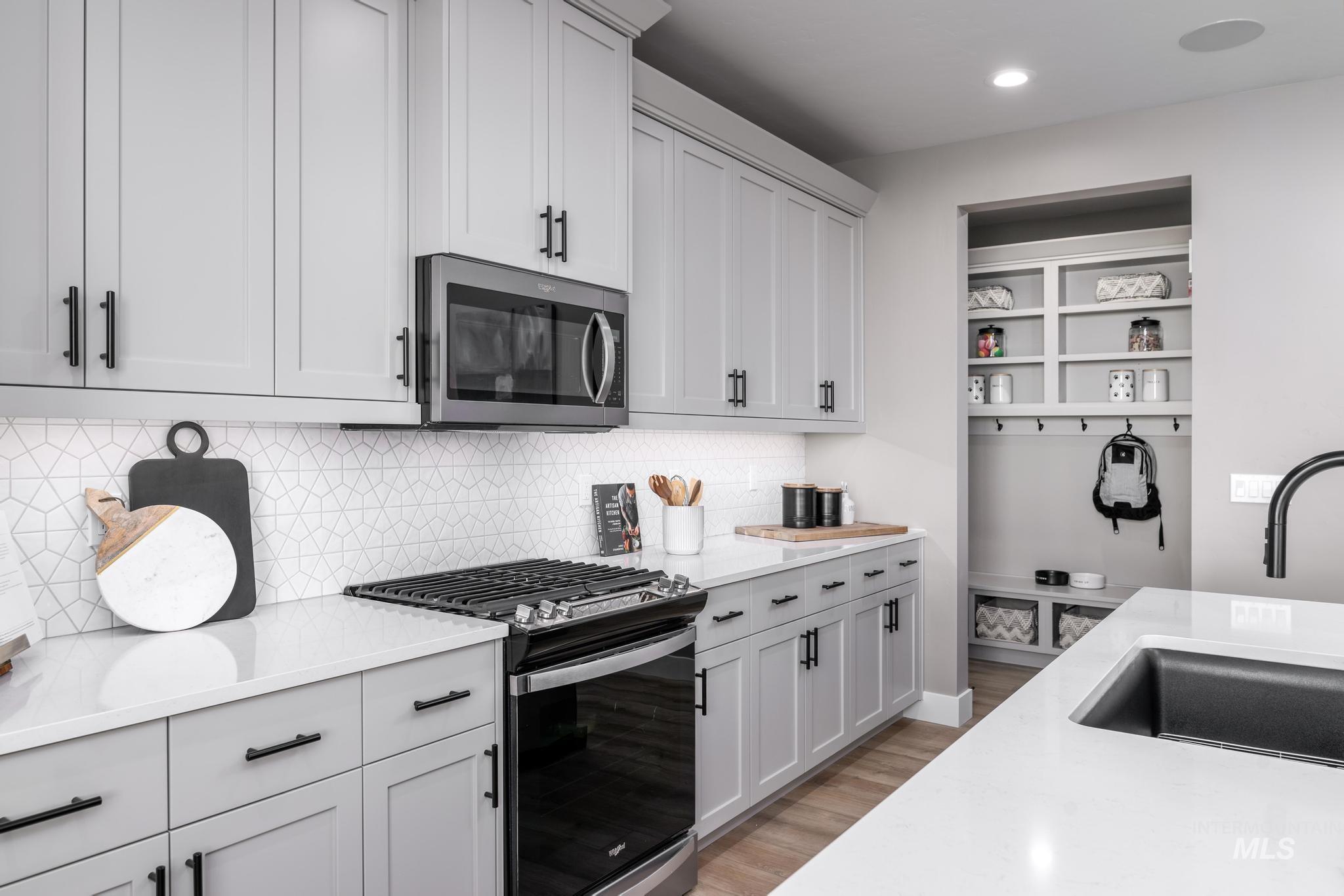 3655 N Costa Madera Way, Star, Idaho 83669, 3 Bedrooms, 2.5 Bathrooms, Residential For Sale, Price $609,995, 98925562