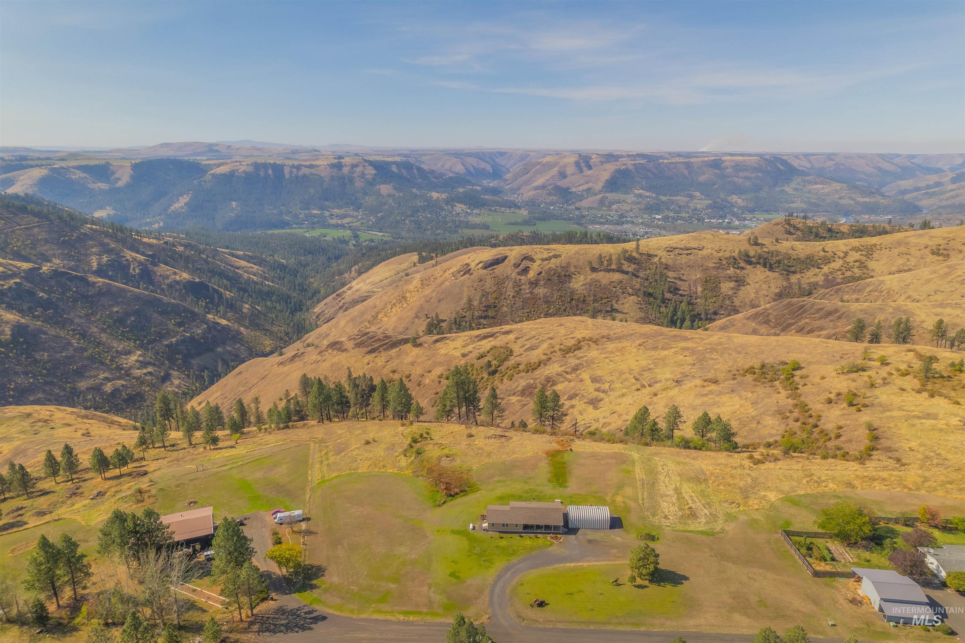 128 Canyon View Road, Kamiah, Idaho 83536, 3 Bedrooms, 2 Bathrooms, Residential For Sale, Price $575,000, 98925563