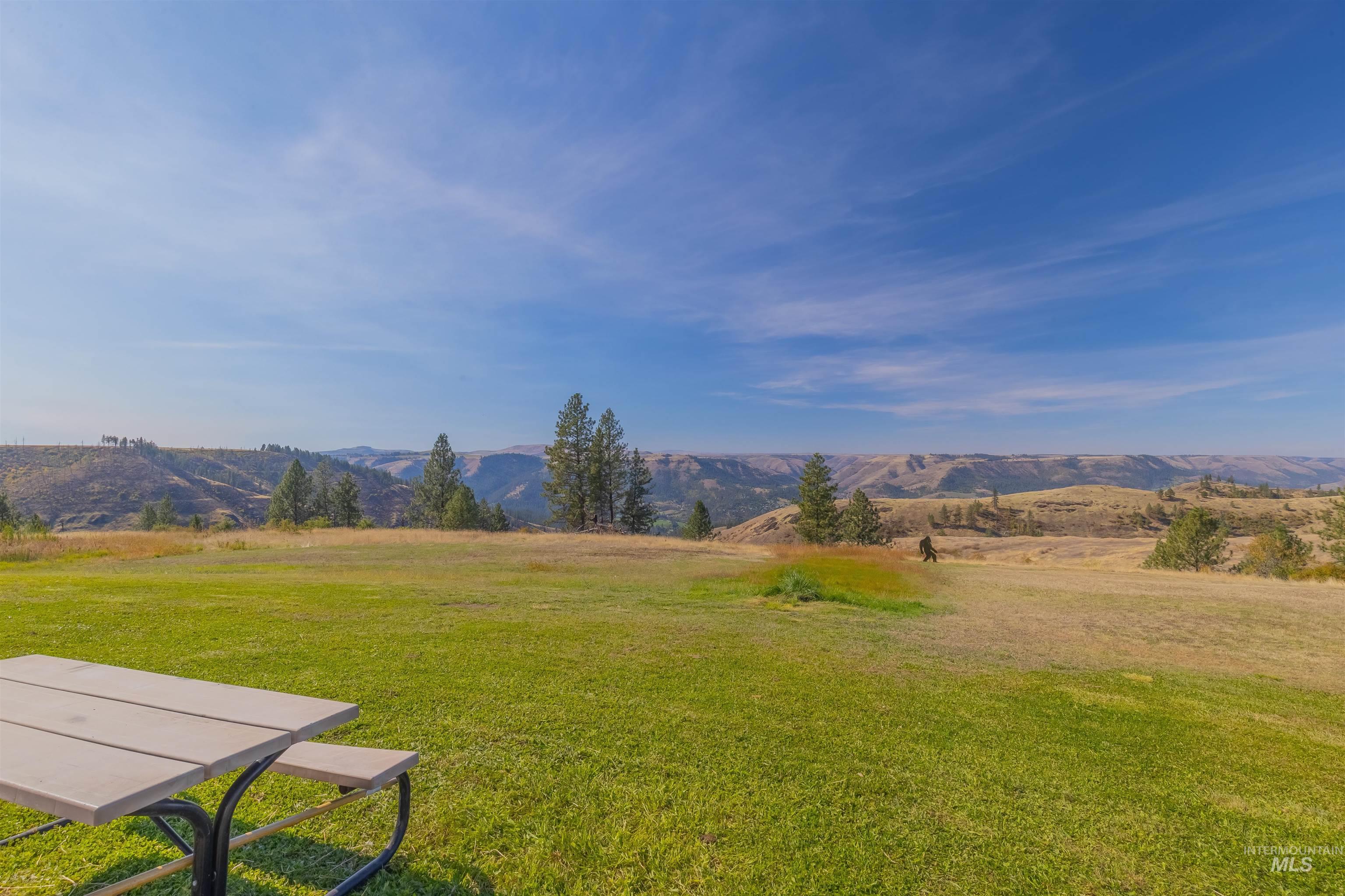 128 Canyon View Road, Kamiah, Idaho 83536, 3 Bedrooms, 2 Bathrooms, Residential For Sale, Price $575,000, 98925563