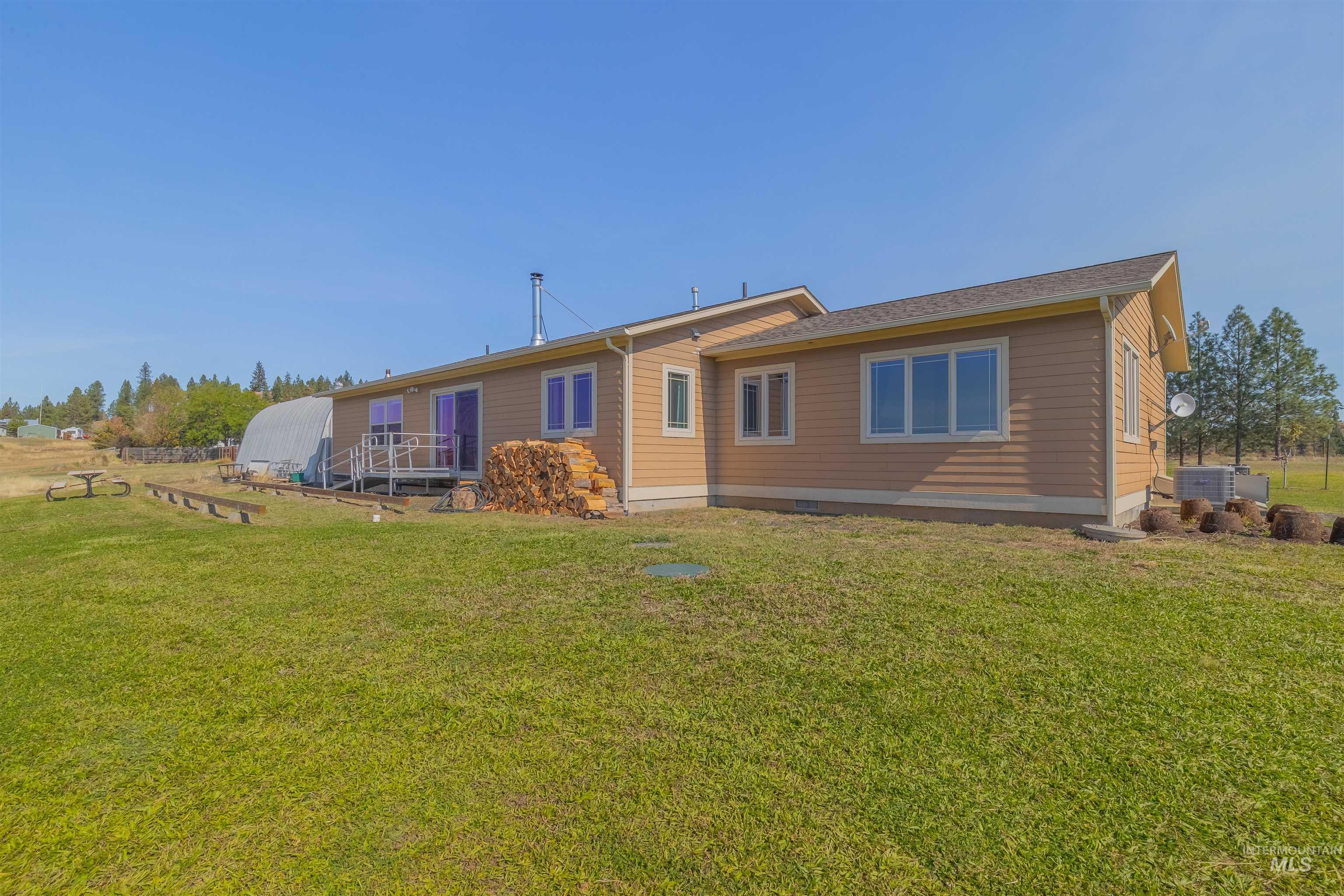 128 Canyon View Road, Kamiah, Idaho 83536, 3 Bedrooms, 2 Bathrooms, Residential For Sale, Price $575,000, 98925563