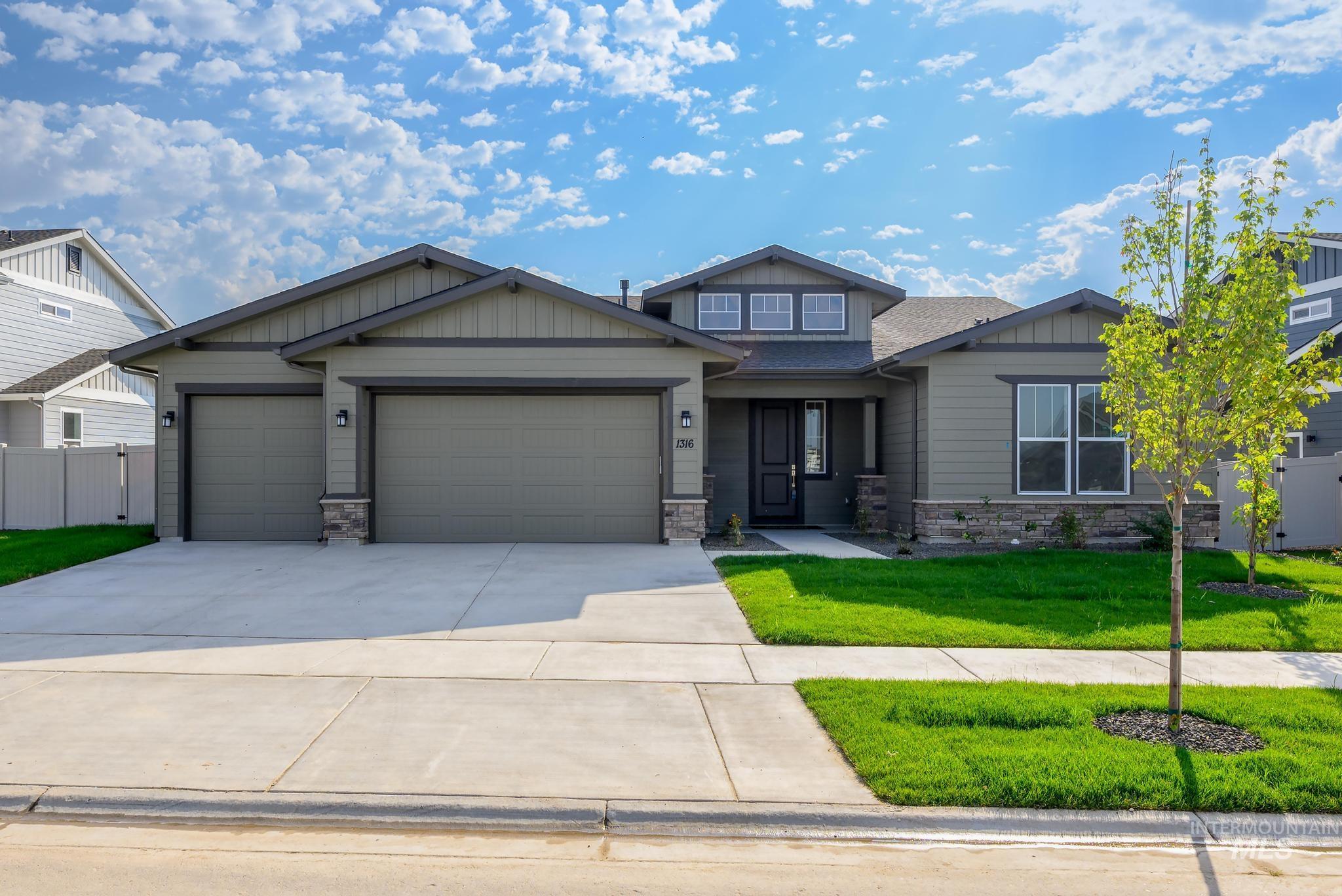 1316 N Callander Way, Star, Idaho 83669, 3 Bedrooms, 2.5 Bathrooms, Residential For Sale, Price $599,995, 98925568