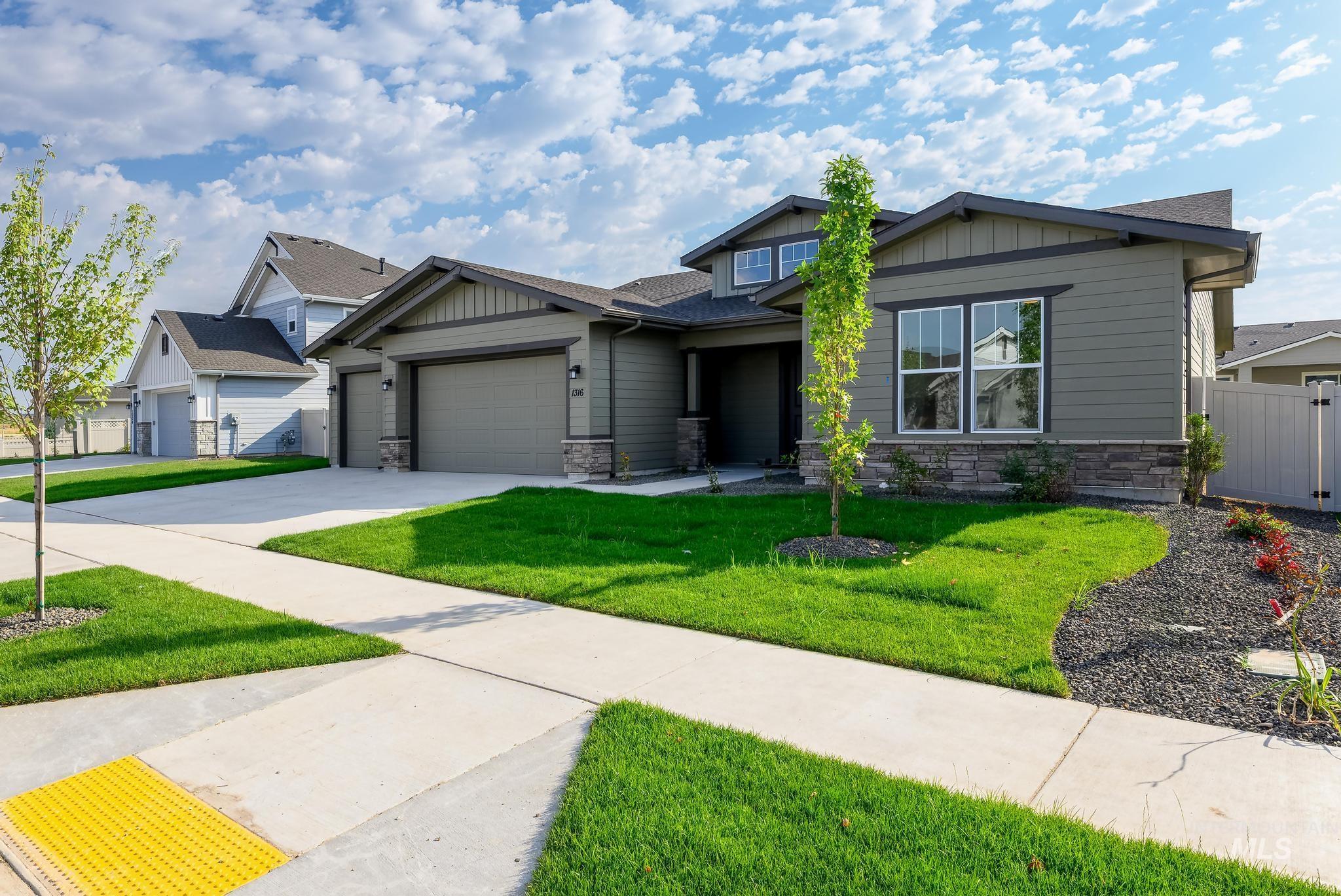 1316 N Callander Way, Star, Idaho 83669, 3 Bedrooms, 2.5 Bathrooms, Residential For Sale, Price $599,995, 98925568