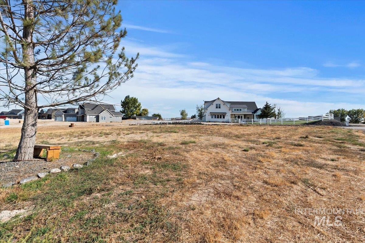 12866 Quail Run Ln, Caldwell, Idaho 83607, 4 Bedrooms, 3.5 Bathrooms, Residential For Sale, Price $1,025,000,MLS 98925681