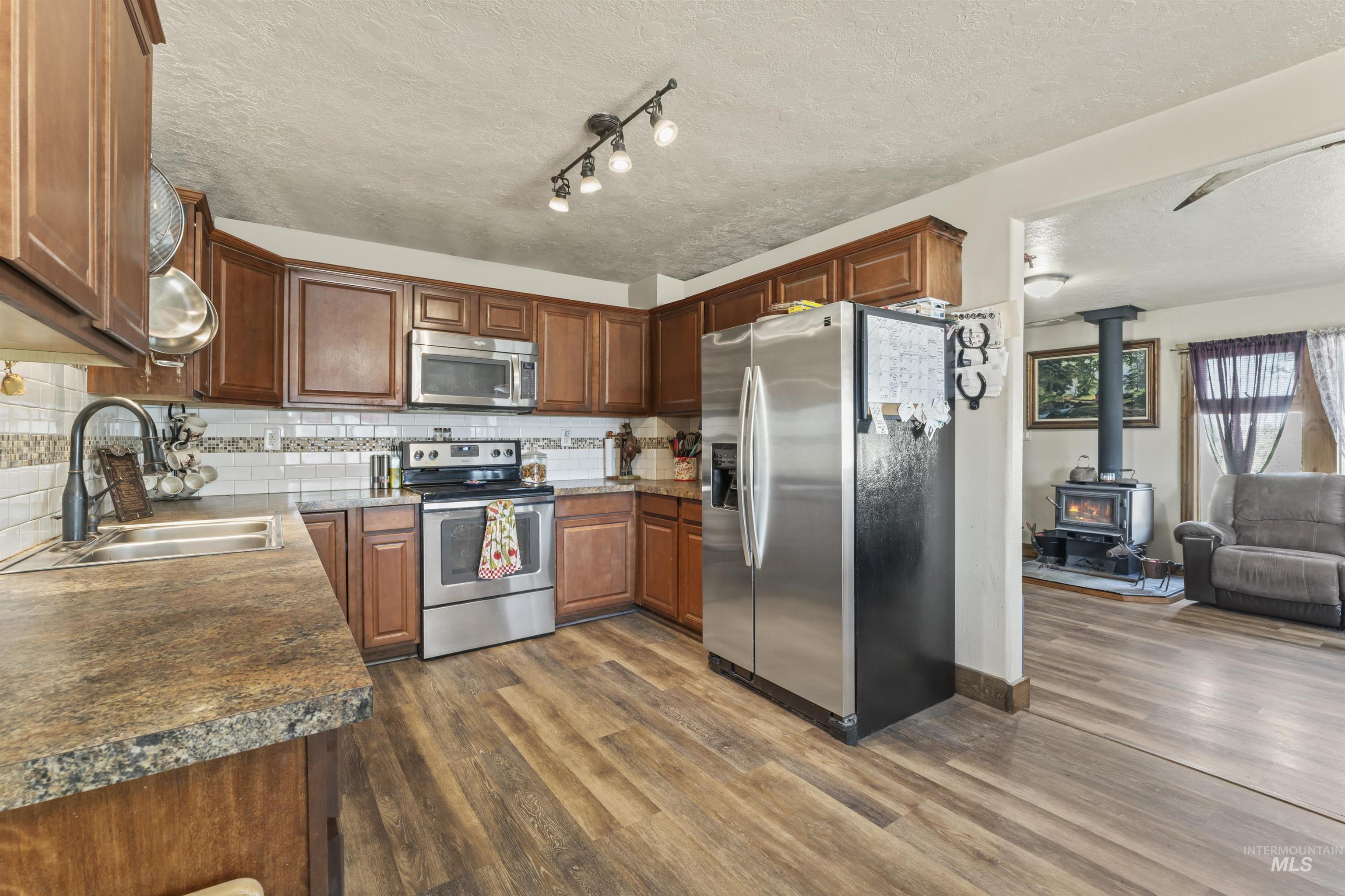 9221 Brill Road, Emmett, Idaho 83617, 3 Bedrooms, 2 Bathrooms, Residential For Sale, Price $750,000, 98925685