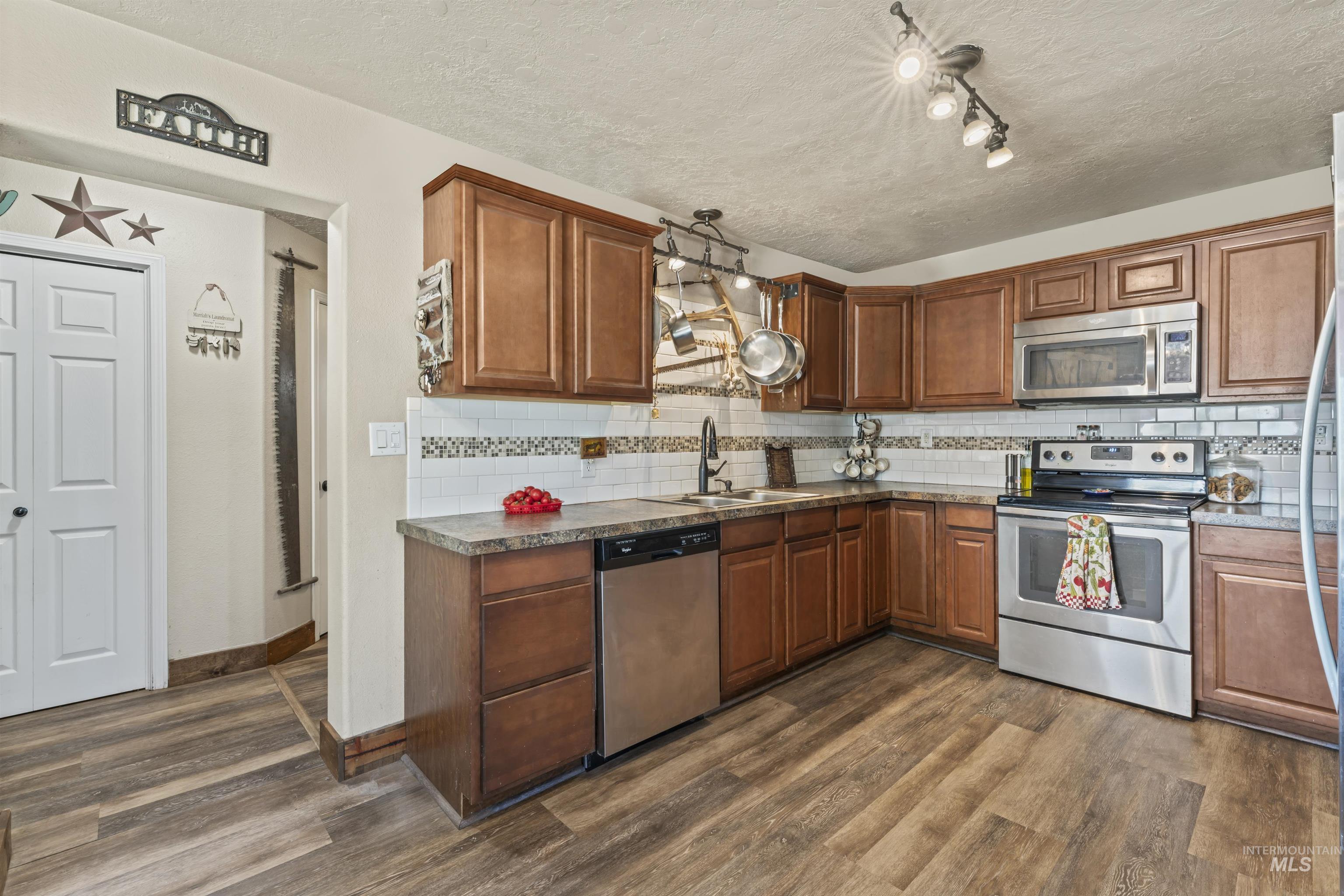 9221 Brill Road, Emmett, Idaho 83617, 3 Bedrooms, 2 Bathrooms, Residential For Sale, Price $750,000, 98925685