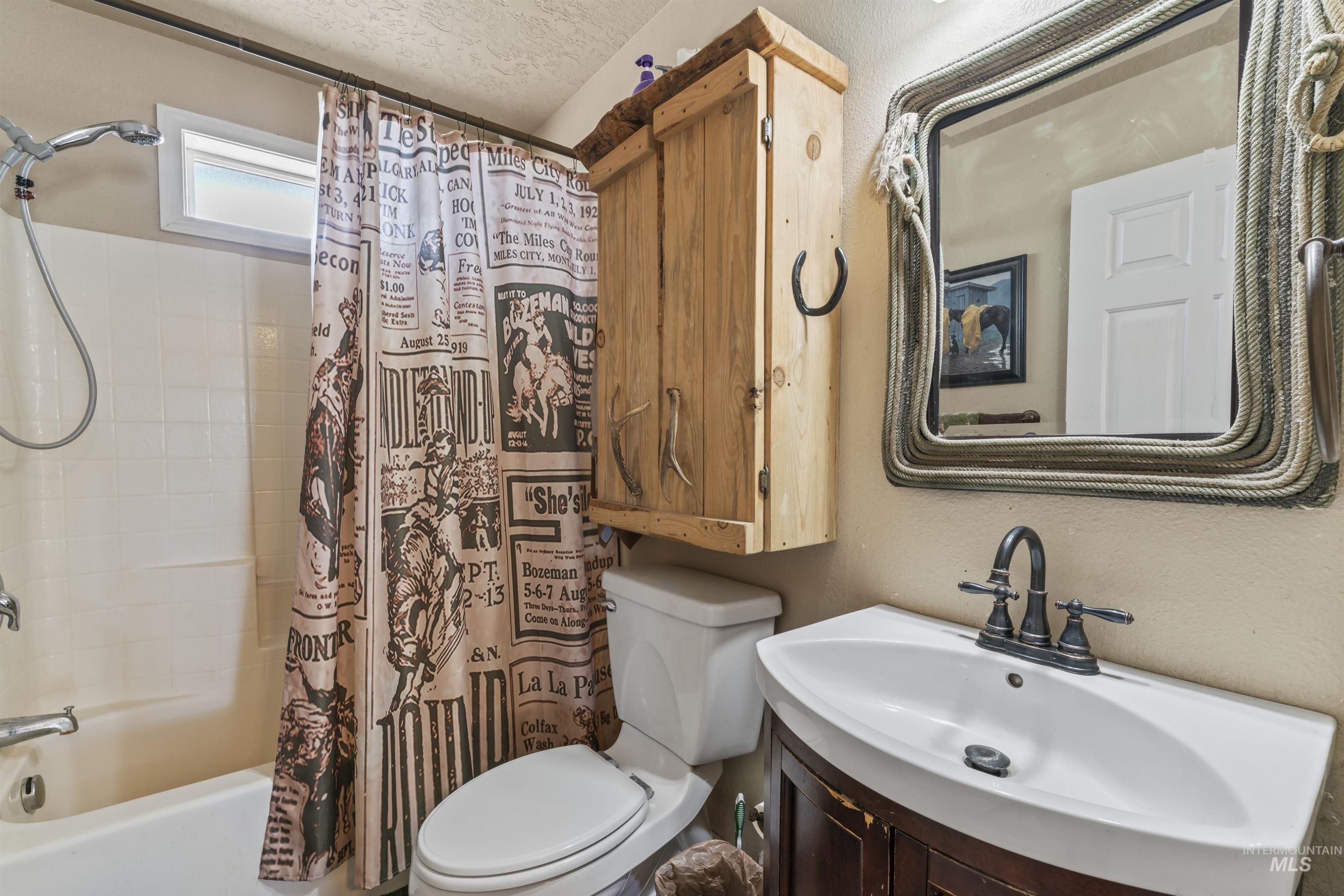 9221 Brill Road, Emmett, Idaho 83617, 3 Bedrooms, 2 Bathrooms, Residential For Sale, Price $775,000, 98925685