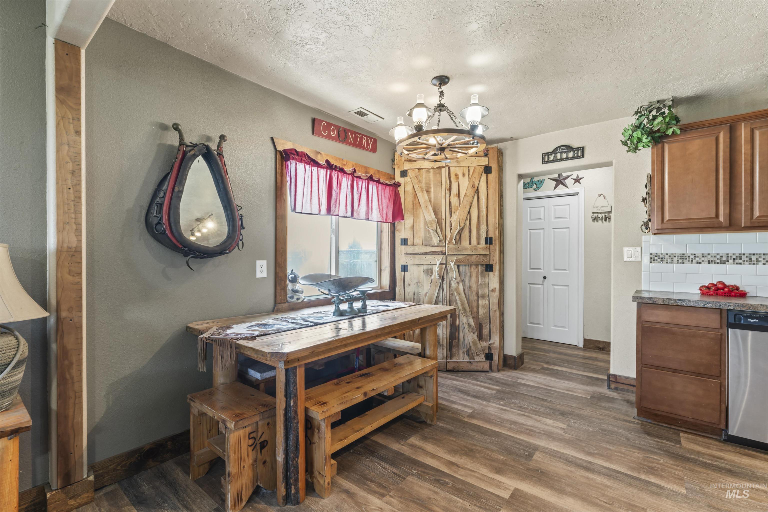 9221 Brill Road, Emmett, Idaho 83617, 3 Bedrooms, 2 Bathrooms, Residential For Sale, Price $775,000, 98925685