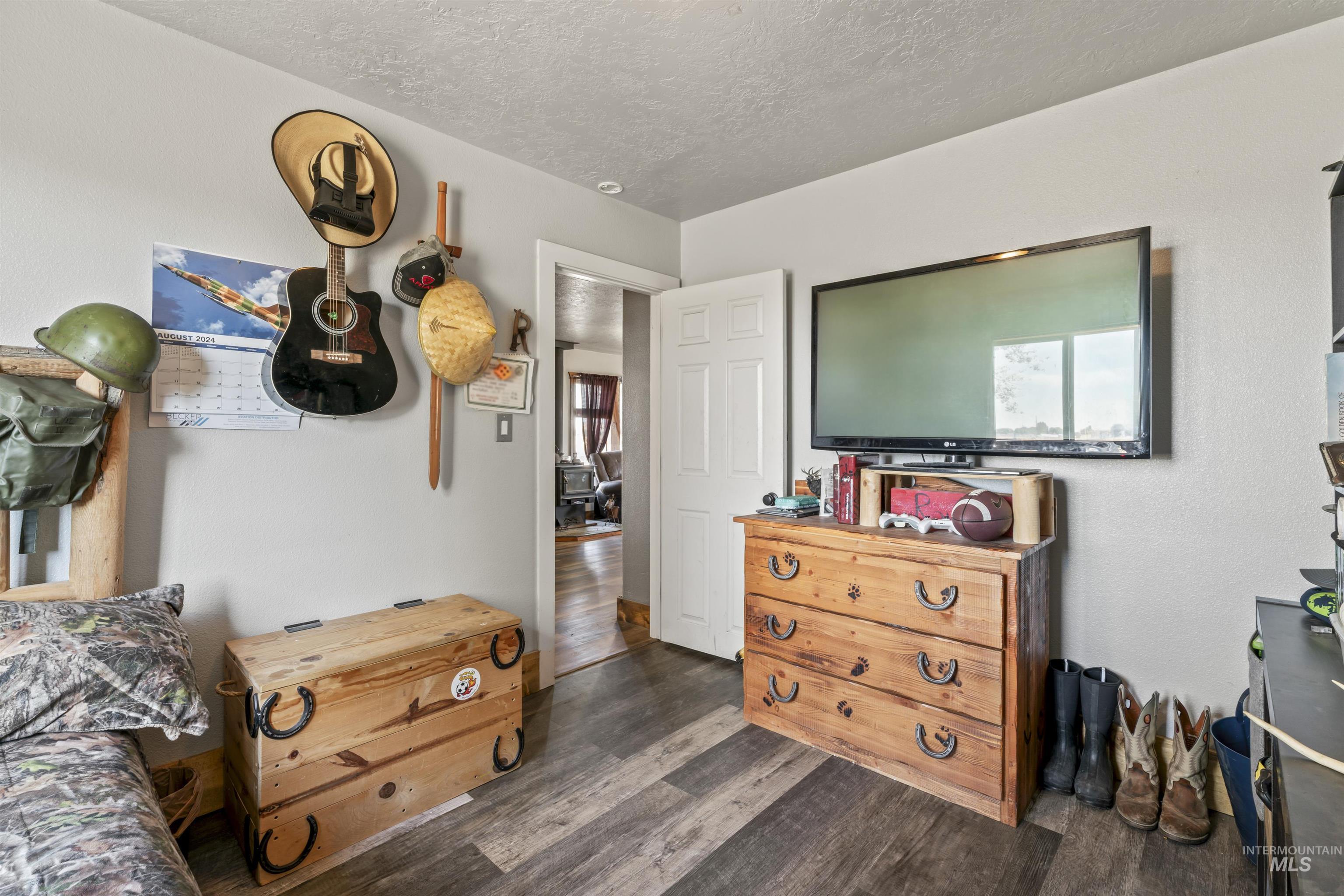 9221 Brill Road, Emmett, Idaho 83617, 3 Bedrooms, 2 Bathrooms, Residential For Sale, Price $750,000, 98925685