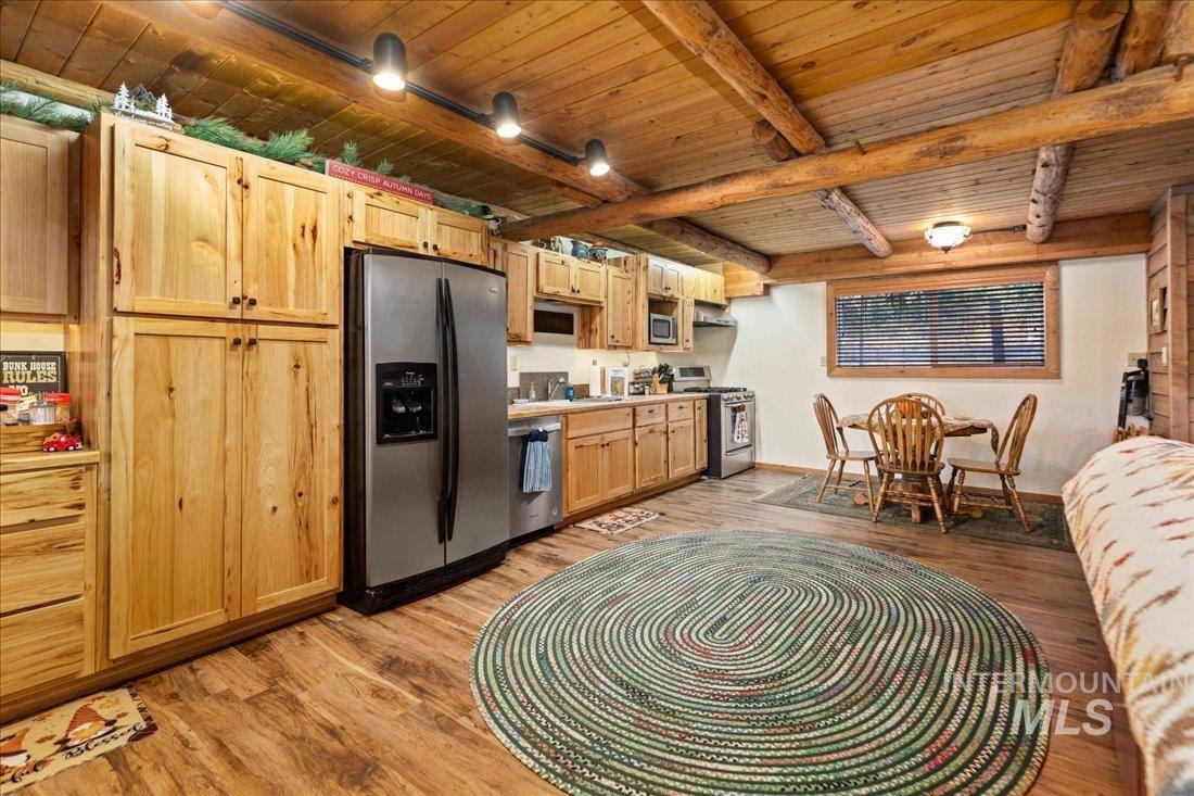 62924 Wolf Creek Ln, North Powder, Oregon 97867, 5 Bedrooms, 4 Bathrooms, Farm & Ranch For Sale, Price $4,700,000, 98925704