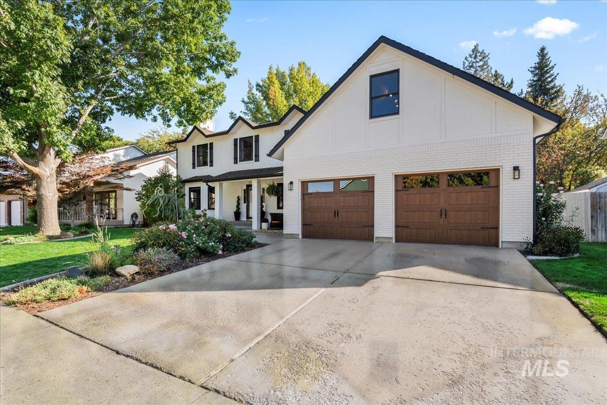 11955 W Albany Drive, Boise, Idaho 83713, 4 Bedrooms, 2.5 Bathrooms, Residential For Sale, Price $554,900,MLS 98925827