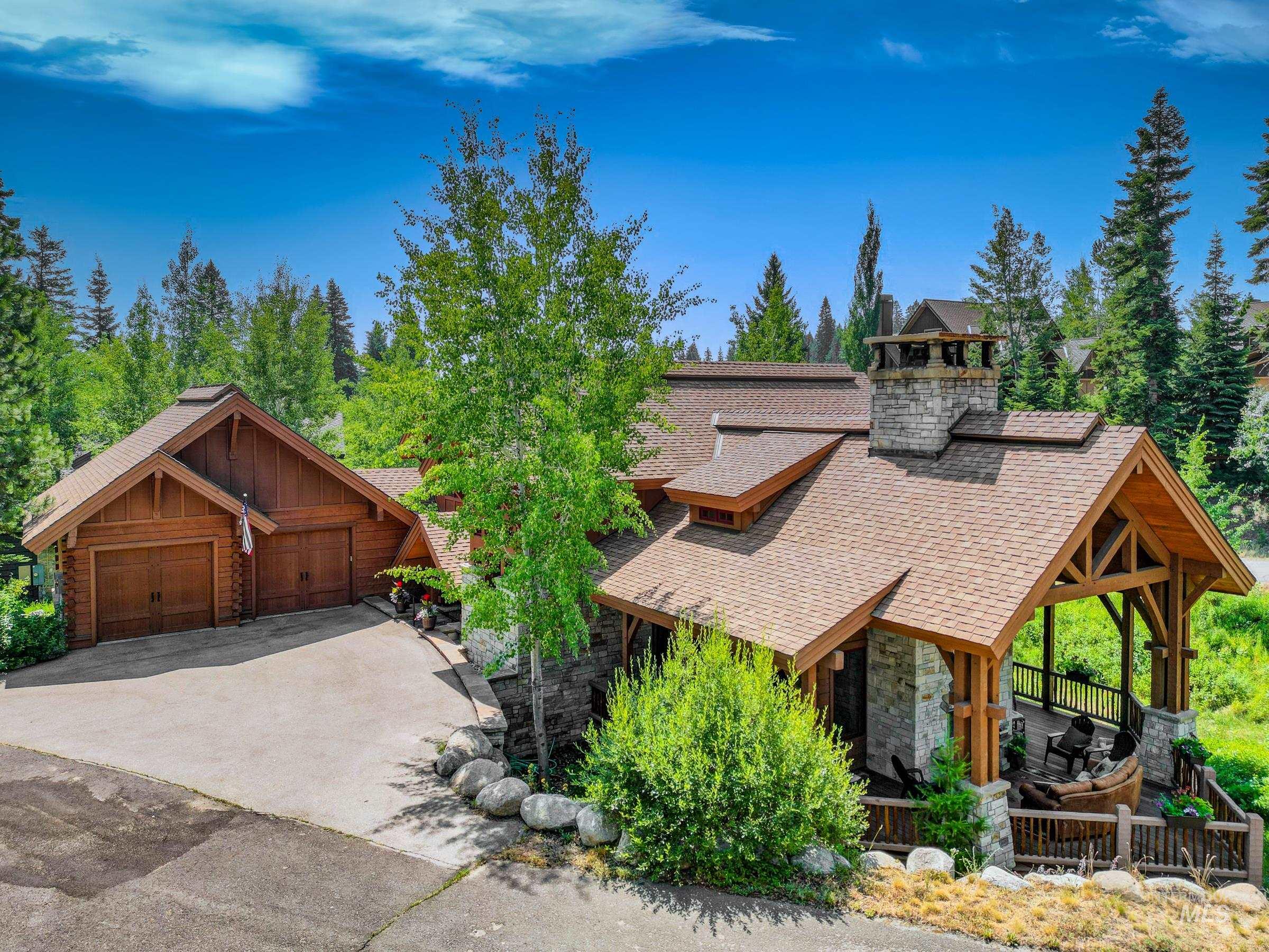 142 Whitewater Drive, Donnelly, Idaho 83615, 4 Bedrooms, 4.5 Bathrooms, Residential For Sale, Price $2,199,900,MLS 98925896