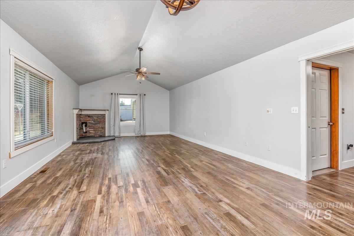 880 W Main Street, Middleton, Idaho 83644, Business/Commercial For Sale, Price $650,000, 98926130