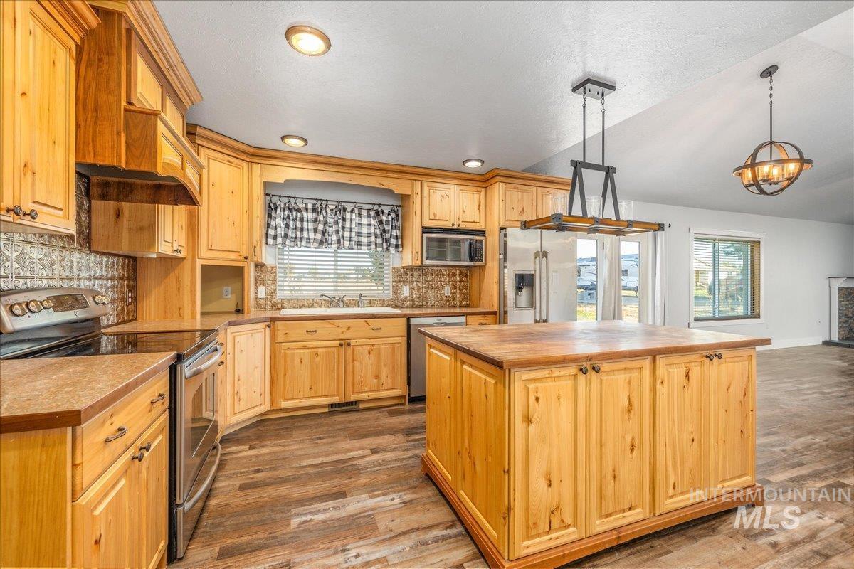 880 W Main Street, Middleton, Idaho 83644, Business/Commercial For Sale, Price $650,000, 98926130