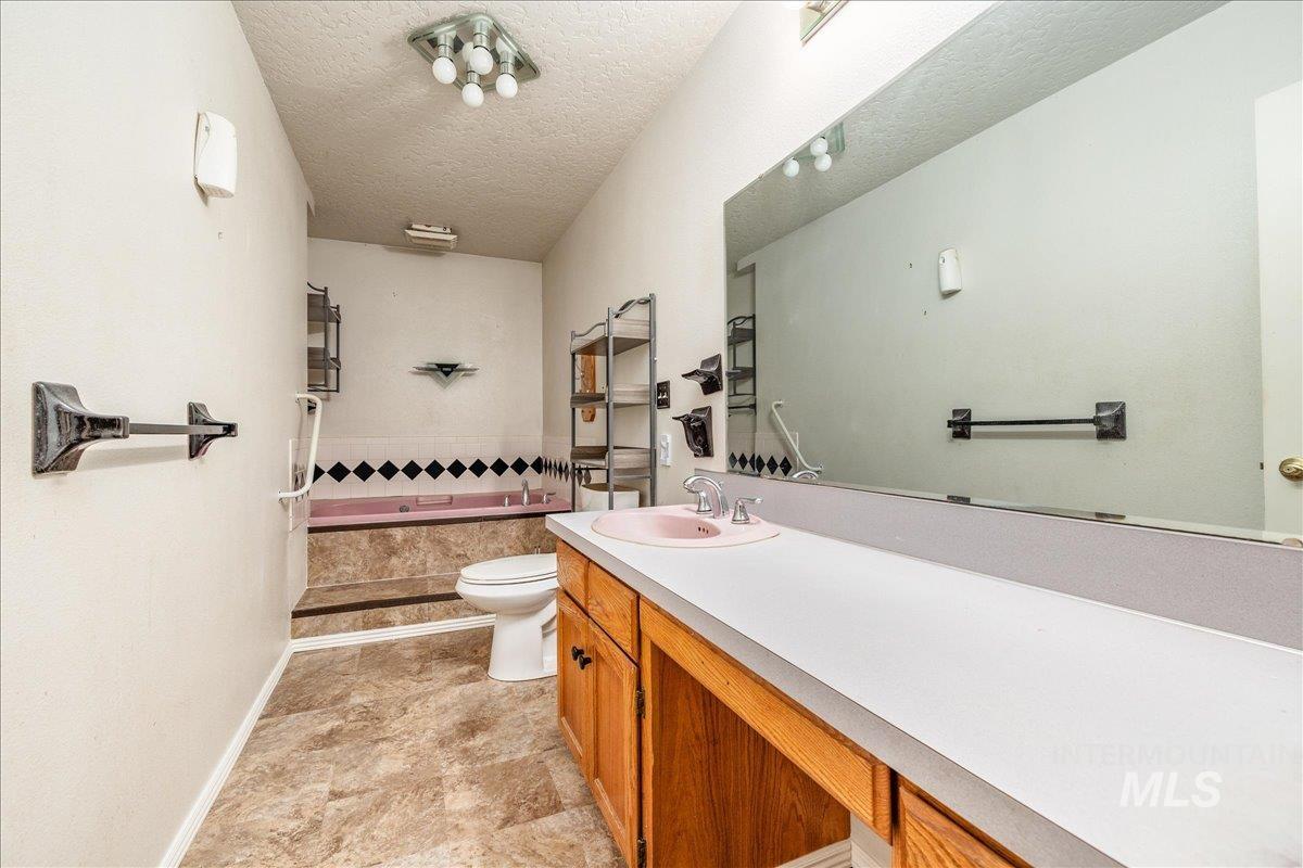 880 W Main Street, Middleton, Idaho 83644, Business/Commercial For Sale, Price $650,000, 98926130