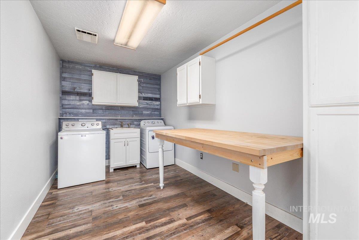 880 W Main Street, Middleton, Idaho 83644, Business/Commercial For Sale, Price $650,000, 98926130