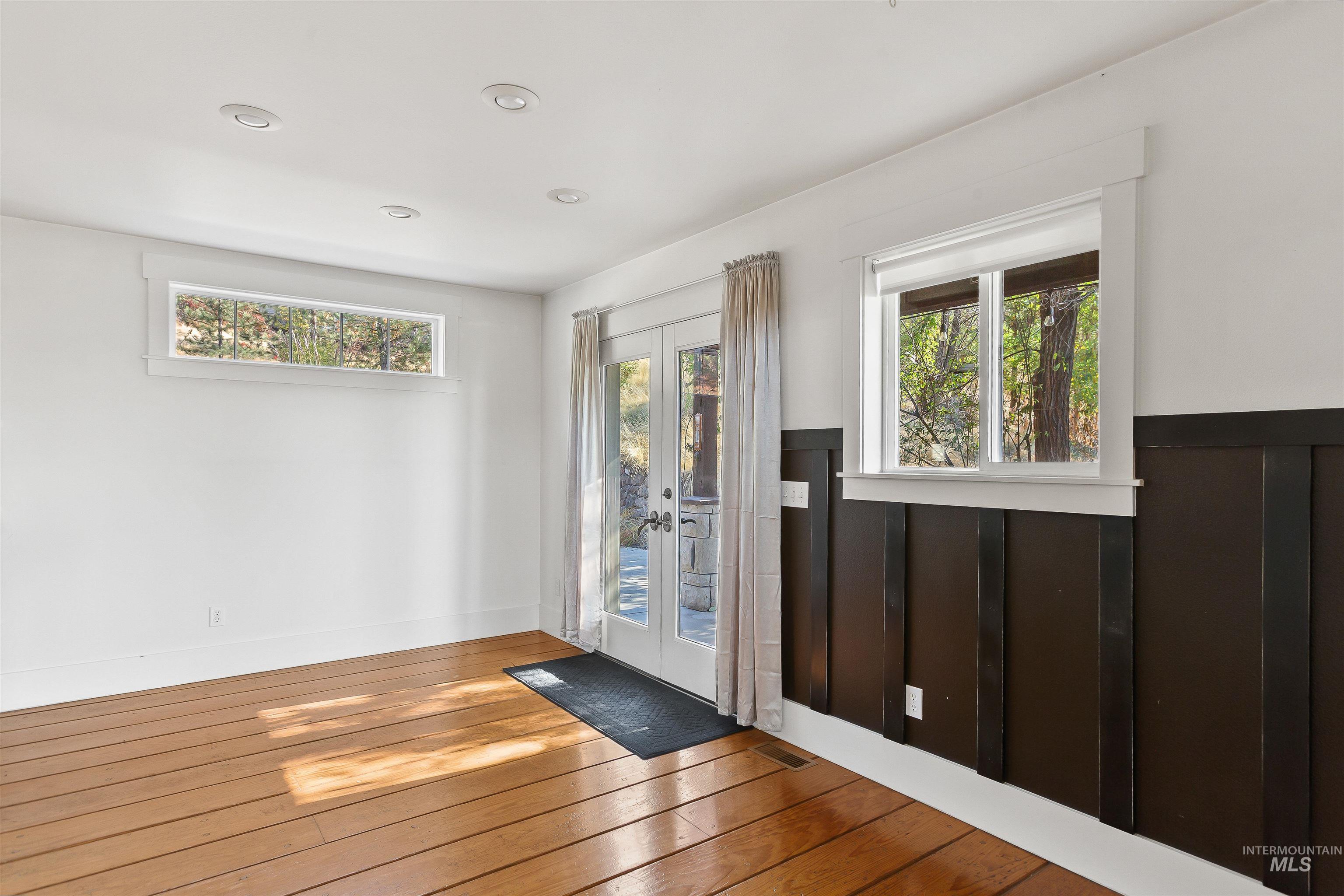 2145 13th Street, Lewiston, Idaho 83501, 3 Bedrooms, 2 Bathrooms, Residential For Sale, Price $589,000, 98926245