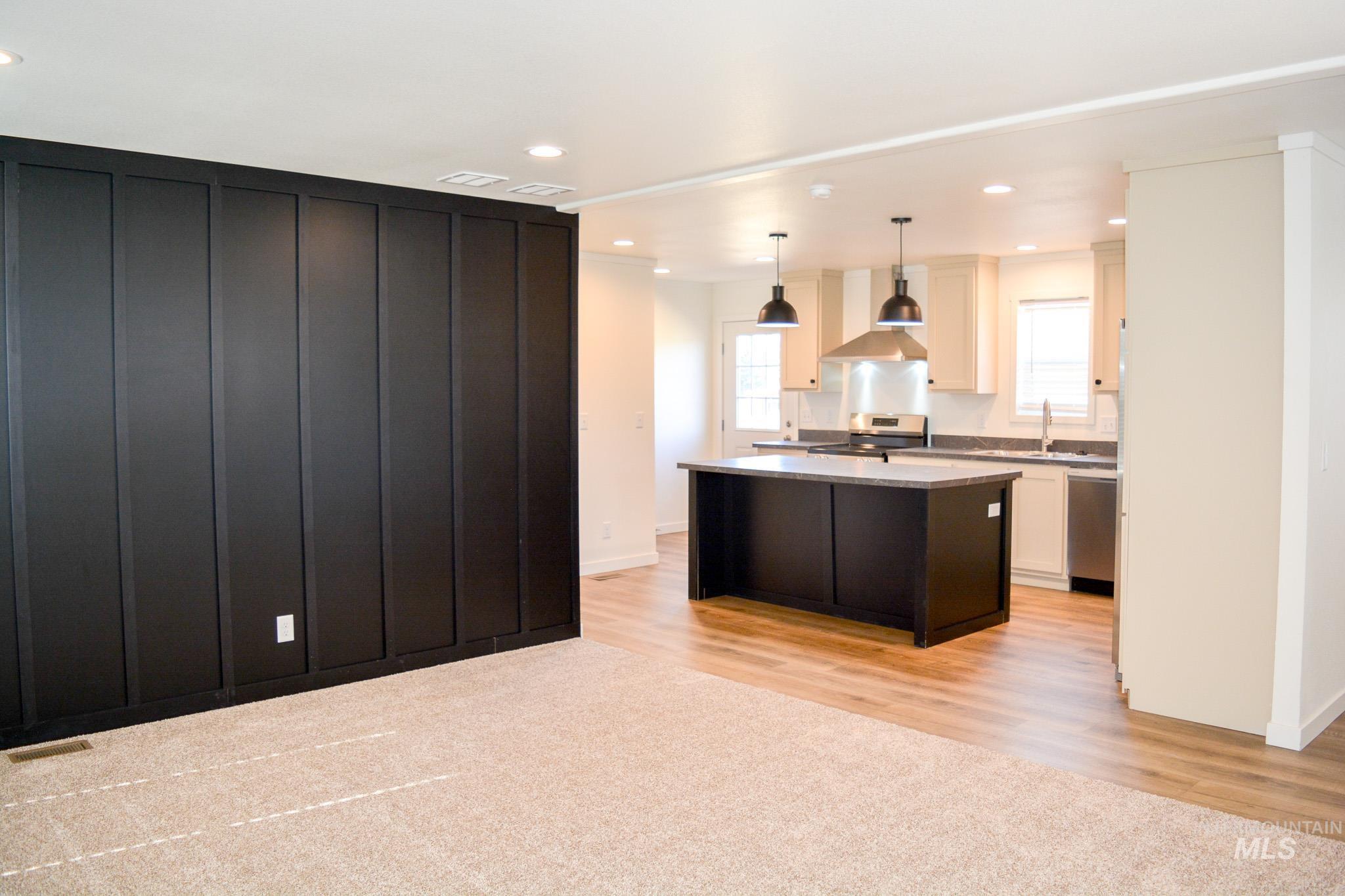 706 Willow Street, Nezperce, Idaho 83543, 3 Bedrooms, 2 Bathrooms, Residential For Sale, Price $269,900, 98926315