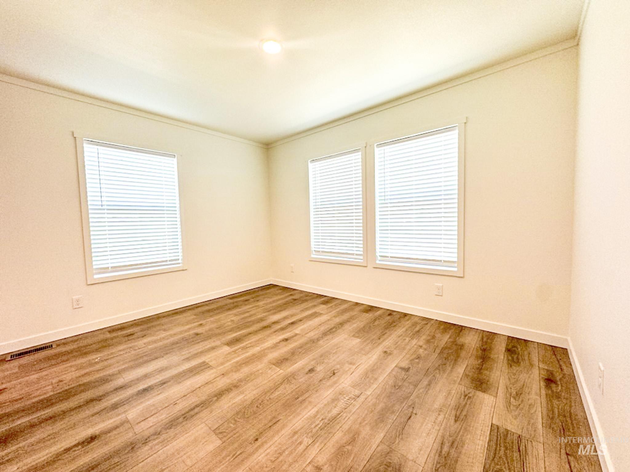 706 Willow Street, Nezperce, Idaho 83543, 3 Bedrooms, 2 Bathrooms, Residential For Sale, Price $269,900, 98926315