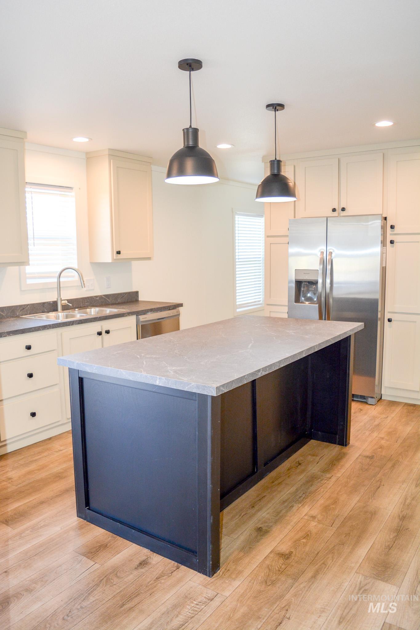 706 Willow Street, Nezperce, Idaho 83543, 3 Bedrooms, 2 Bathrooms, Residential For Sale, Price $269,900, 98926315