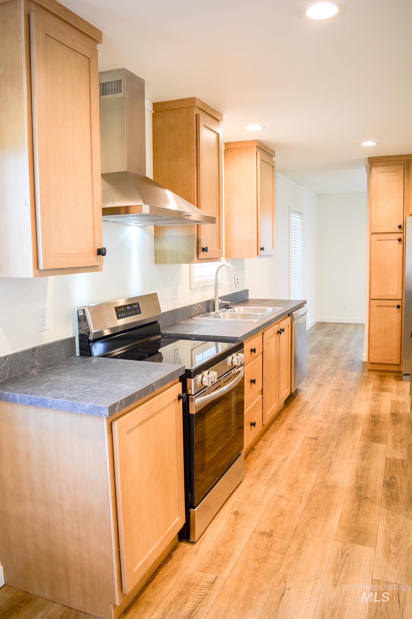 610 Willow Street, Nezperce, Idaho 83543, 3 Bedrooms, 2 Bathrooms, Residential For Sale, Price $269,900, 98926317