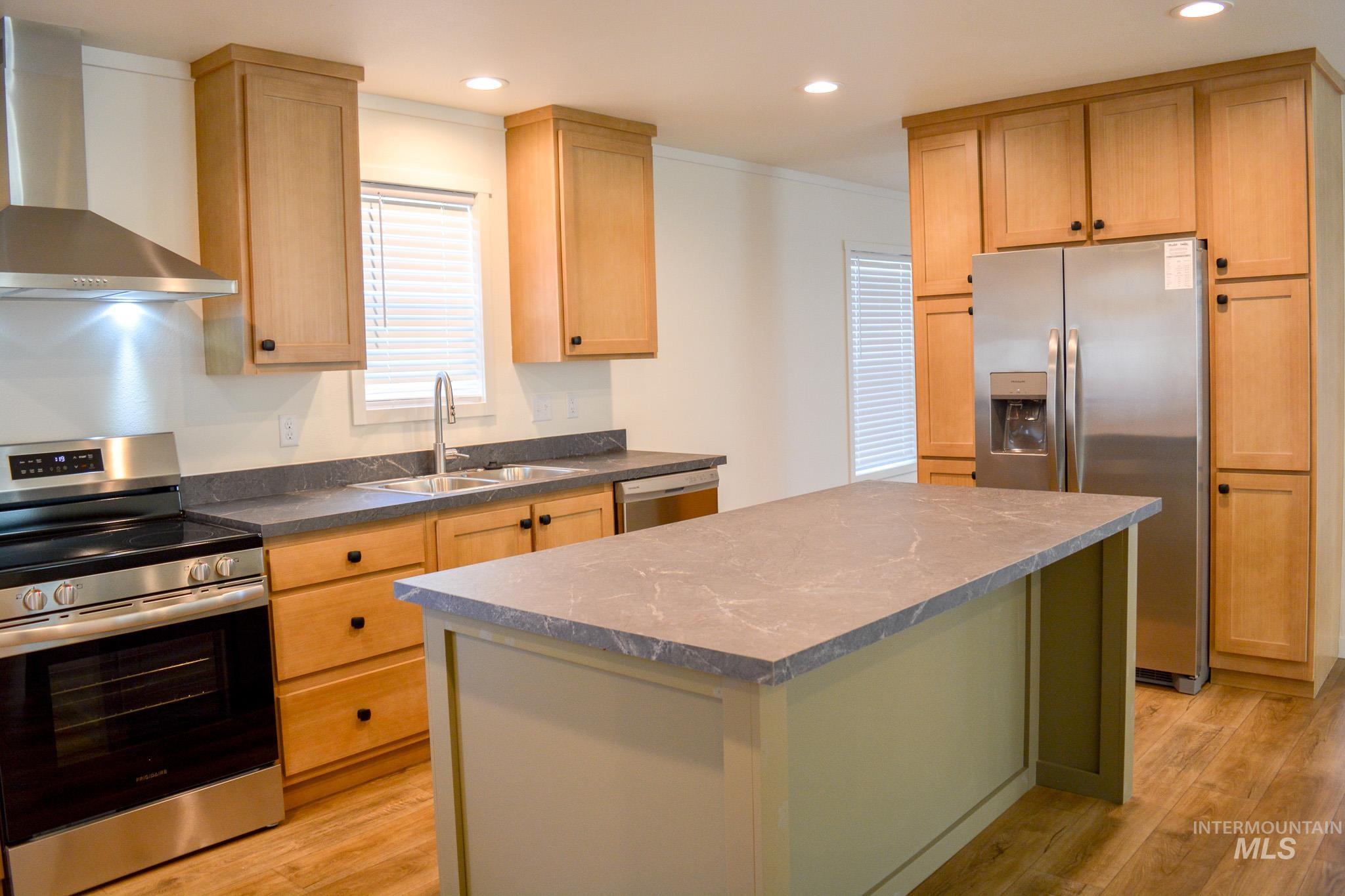 610 Willow Street, Nezperce, Idaho 83543, 3 Bedrooms, 2 Bathrooms, Residential For Sale, Price $269,900, 98926317