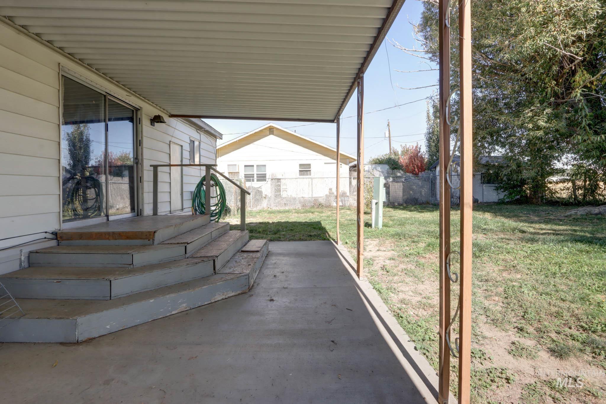 701 Monte Vista, Emmett, Idaho 83617, 3 Bedrooms, 2 Bathrooms, Residential For Sale, Price $115,000,MLS 98926350