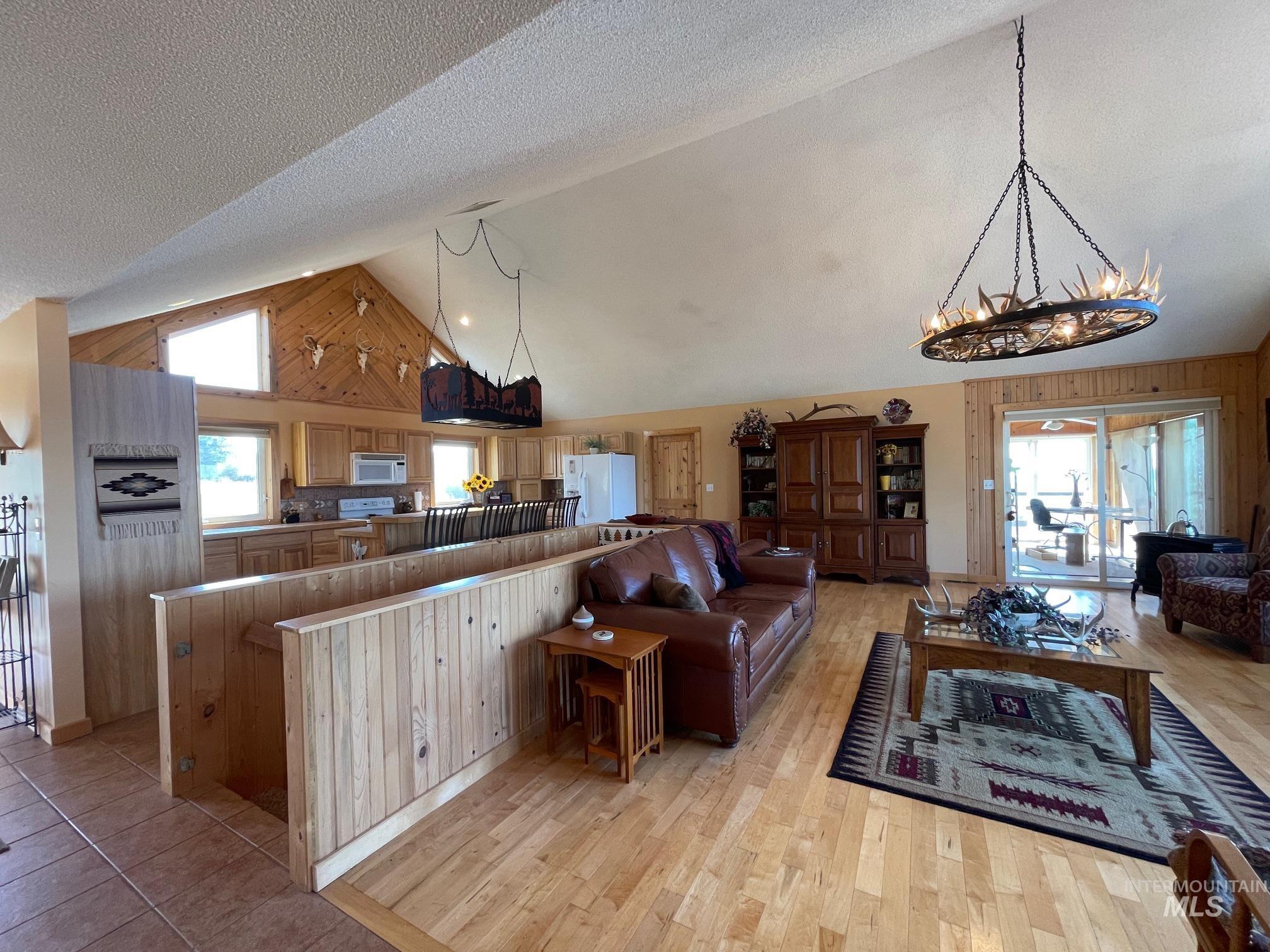 181 Harris Ridge Loop, Kooskia, Idaho 83539, 3 Bedrooms, 3 Bathrooms, Residential For Sale, Price $1,200,000, 98926375