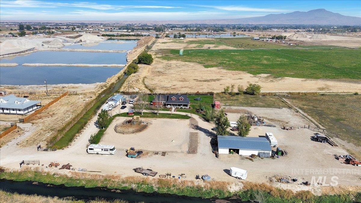 3976 Ranch Ln, Emmett, Idaho 83617, 4 Bedrooms, 2 Bathrooms, Farm & Ranch For Sale, Price $899,900,MLS 98926475