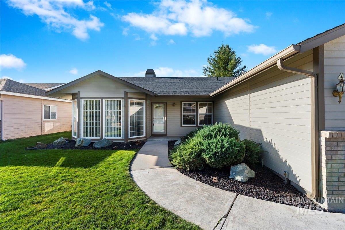 411 S Thoreau Way, Boise, Idaho 83709, 3 Bedrooms, 2 Bathrooms, Residential For Sale, Price $455,000,MLS 98926573